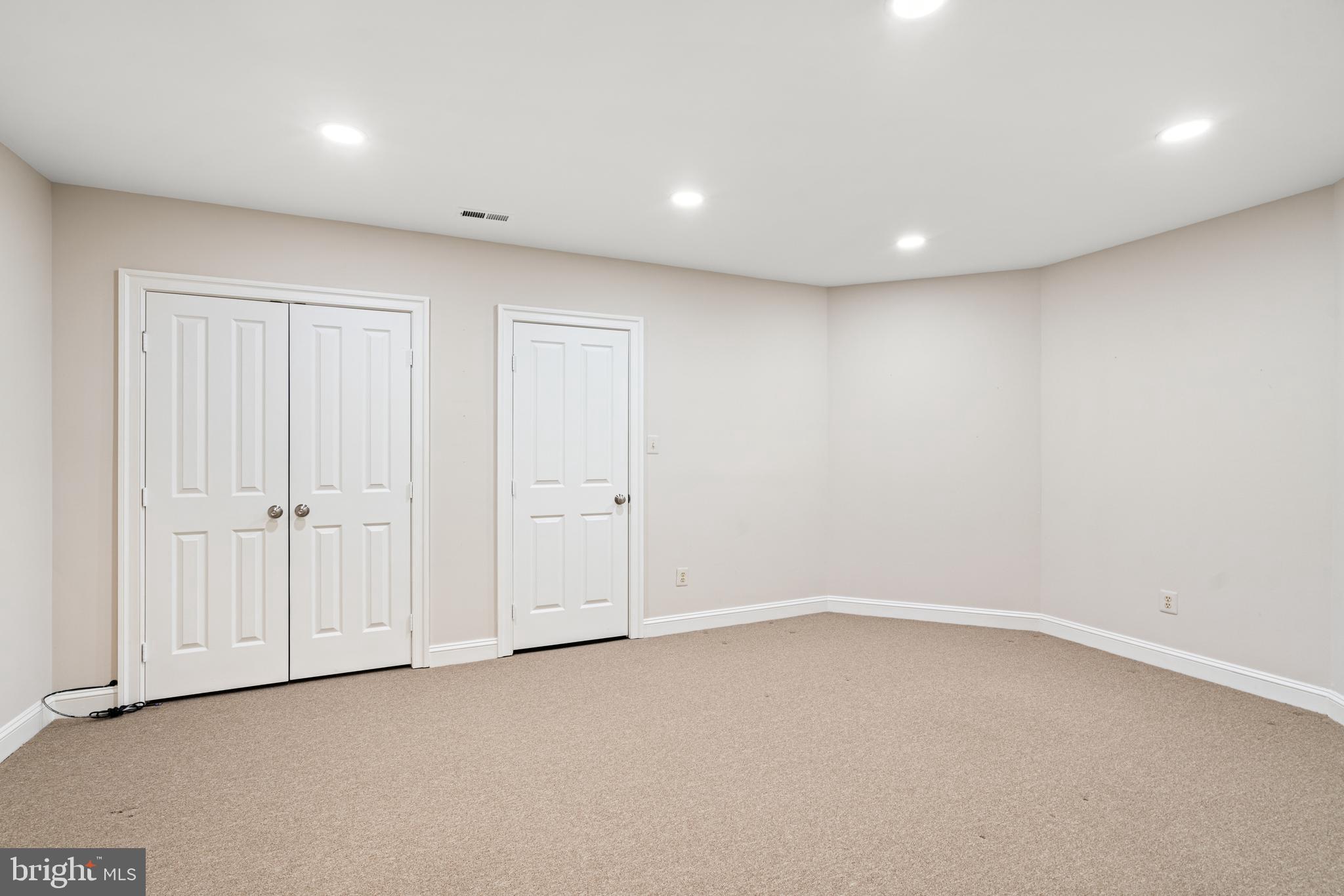 INVERNESS FOREST - Residential