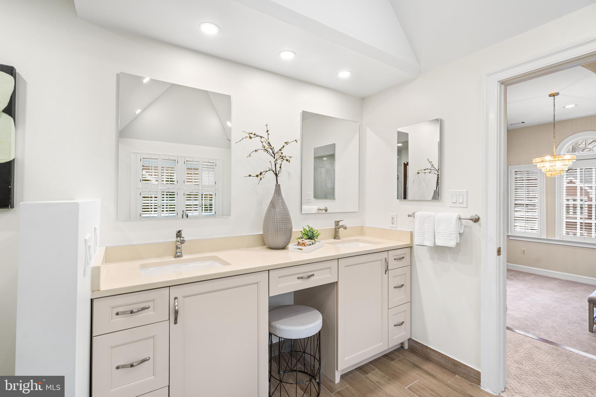 INVERNESS FOREST - Residential