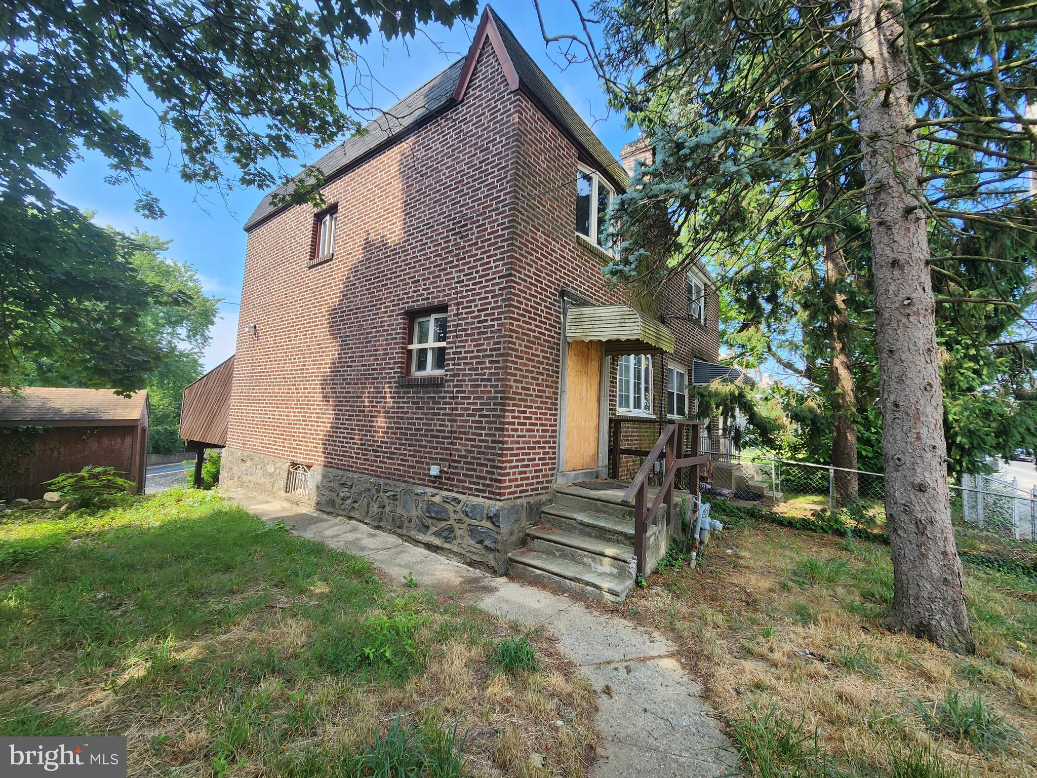 7000 GREENWOOD AVENUE