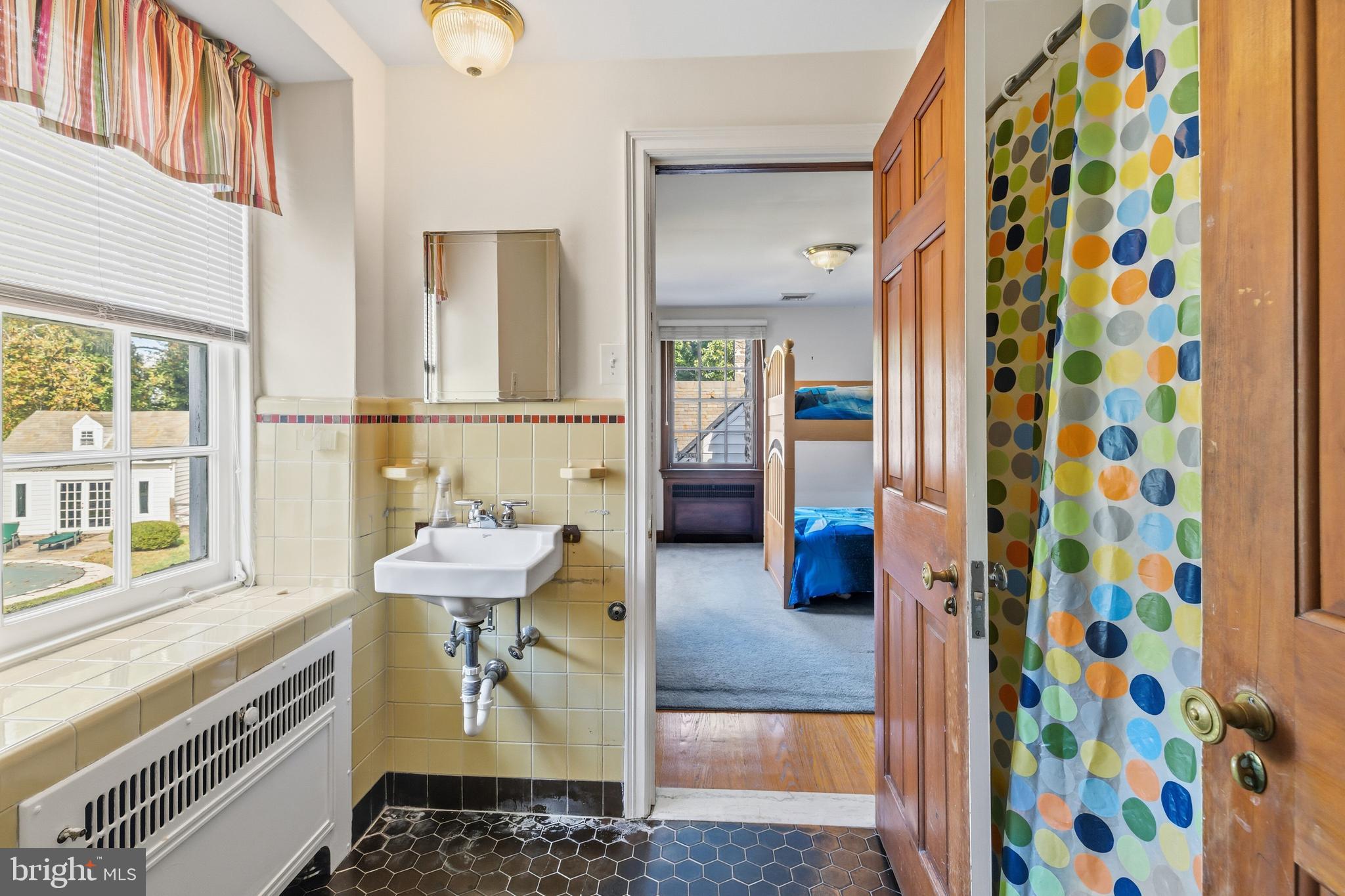 FLOURTOWN - Residential