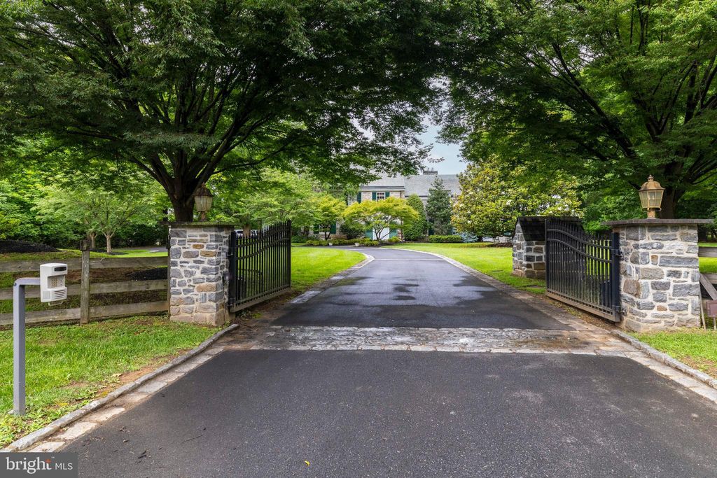 Photo of 107 E Mill Road, FLOURTOWN, PA 19031 (MLS # PAMC2158732)