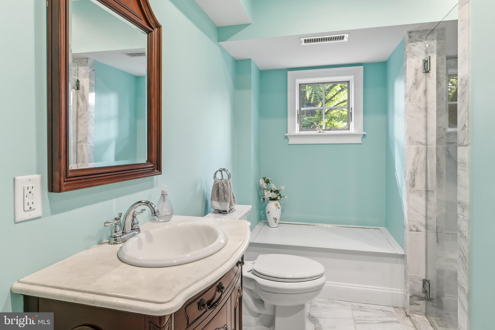 FLOURTOWN - Residential