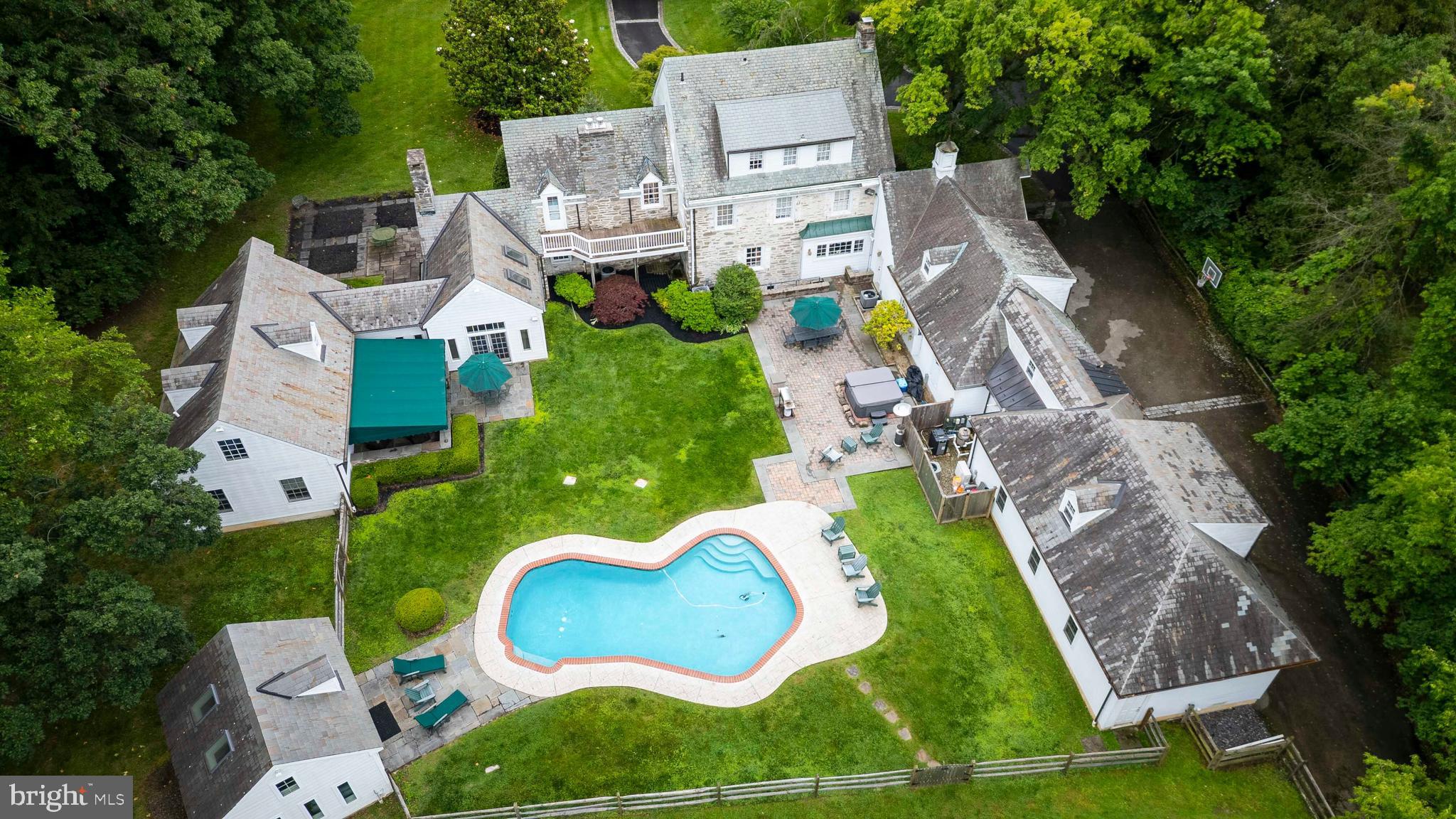 FLOURTOWN - Residential