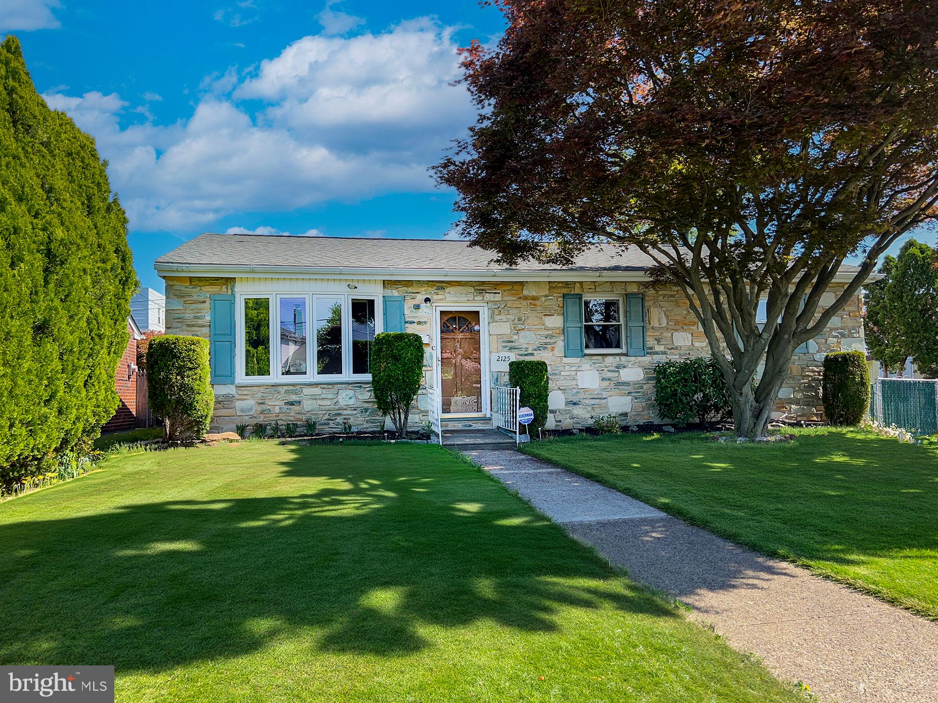 PHILADELPHIA (NORTHEAST) - Residential