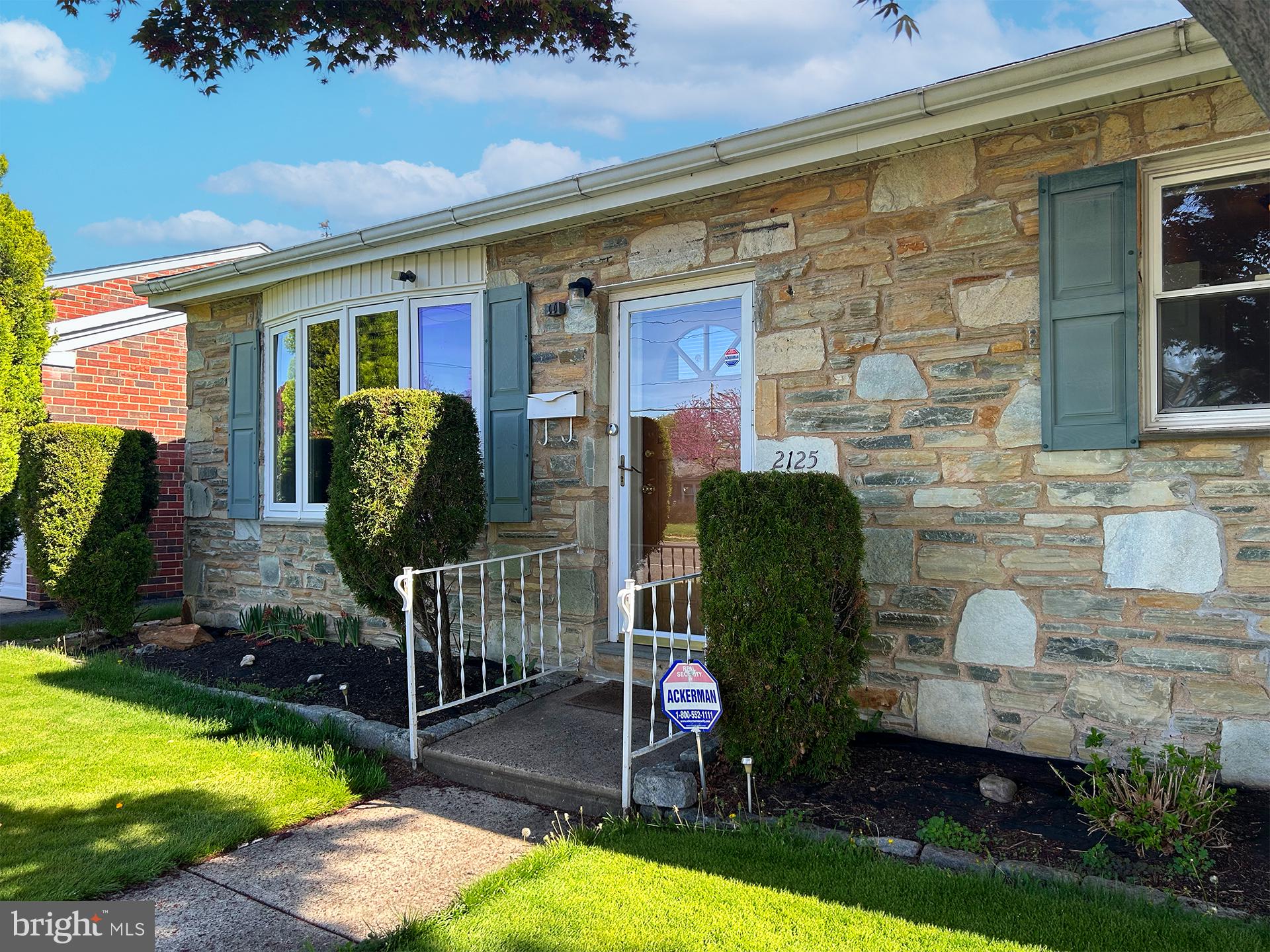 PHILADELPHIA (NORTHEAST) - Residential