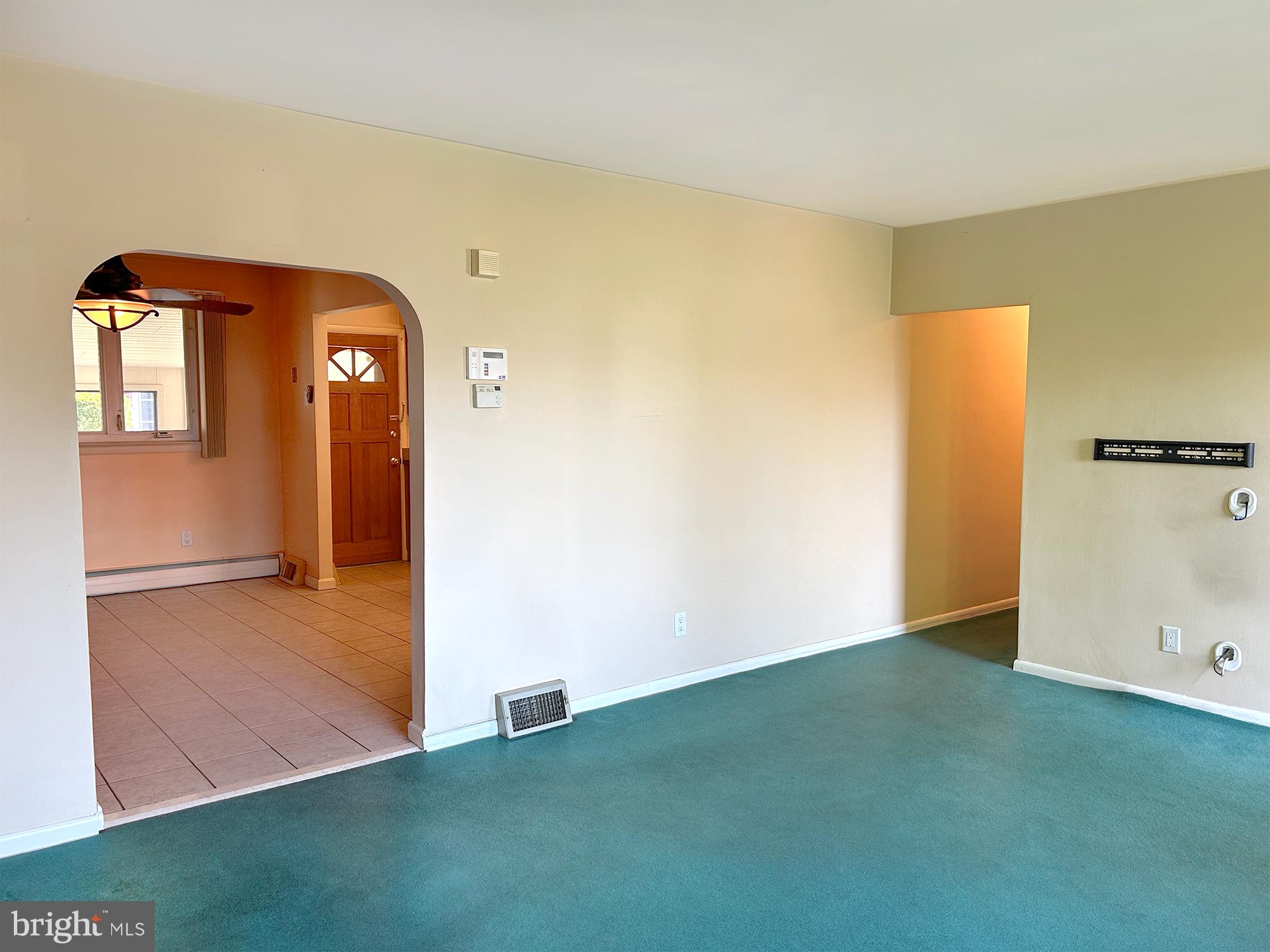 PHILADELPHIA (NORTHEAST) - Residential