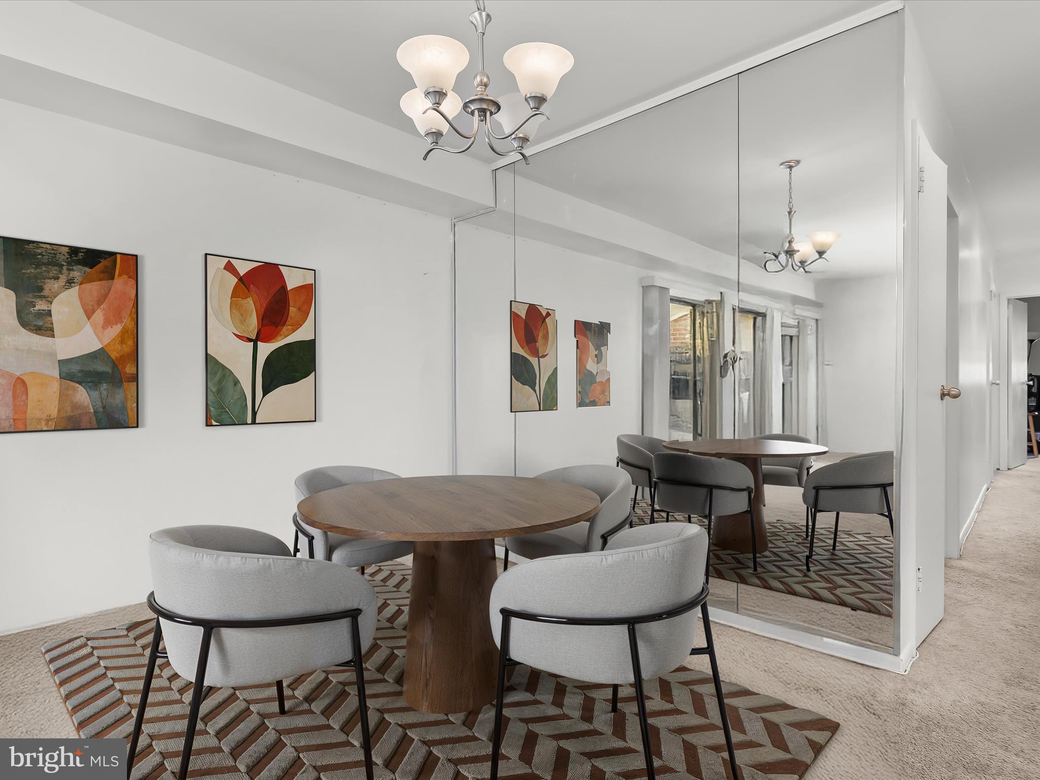 CHESTNUT HILL - Residential