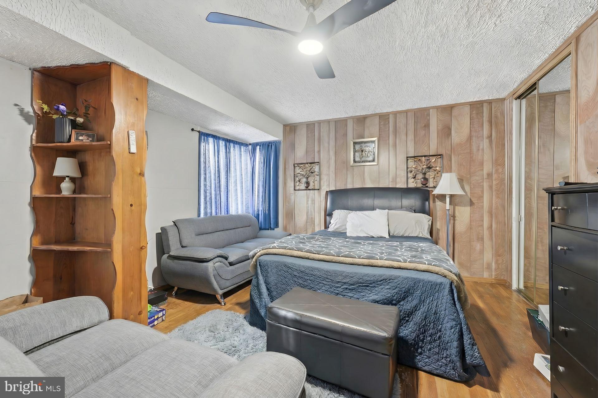 OXON RUN HILLS - Residential