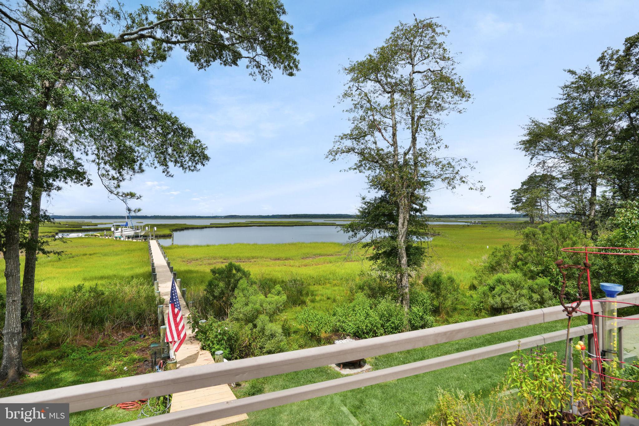 INDIAN CREEK - Residential