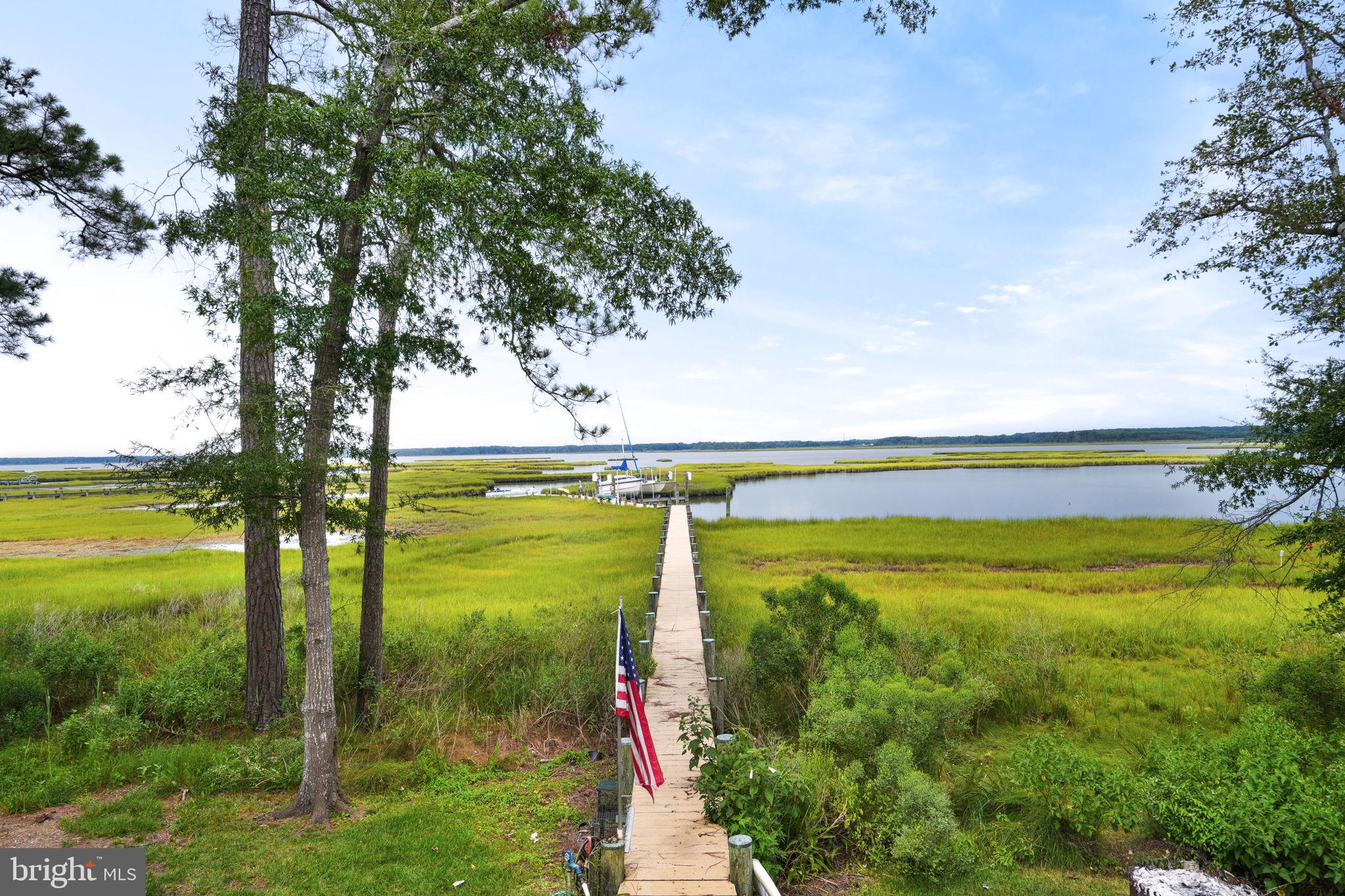 INDIAN CREEK - Residential