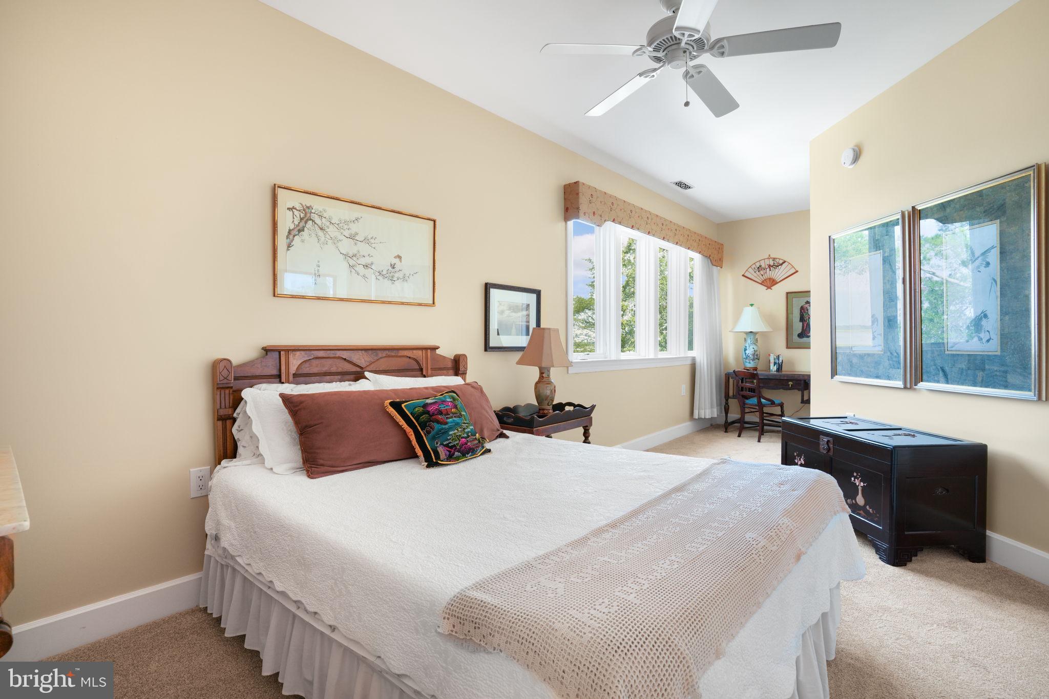 INDIAN CREEK - Residential