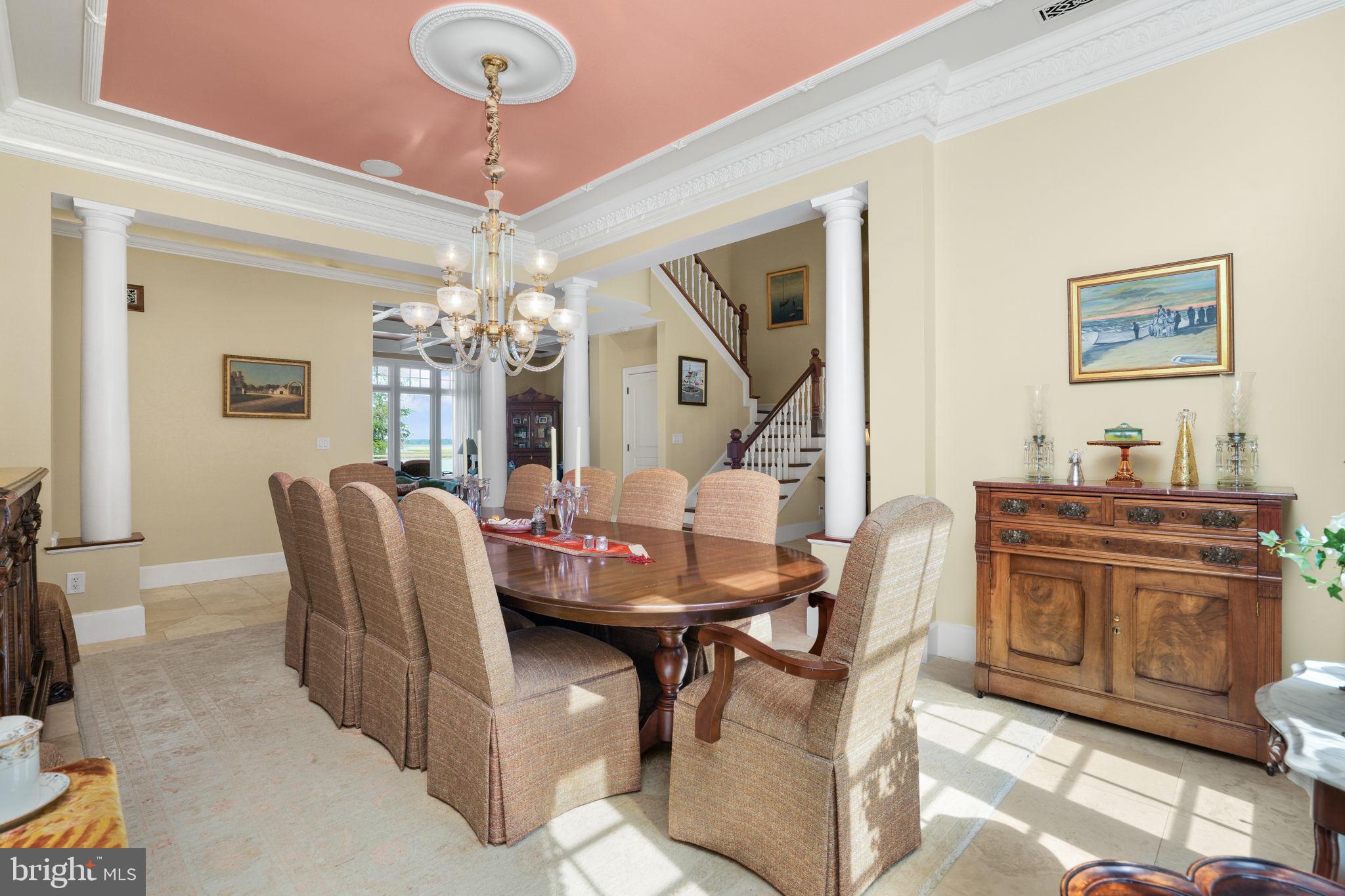 INDIAN CREEK - Residential