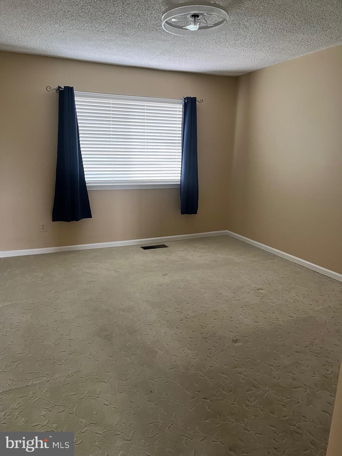 BRADFORD HILLS - Residential Lease