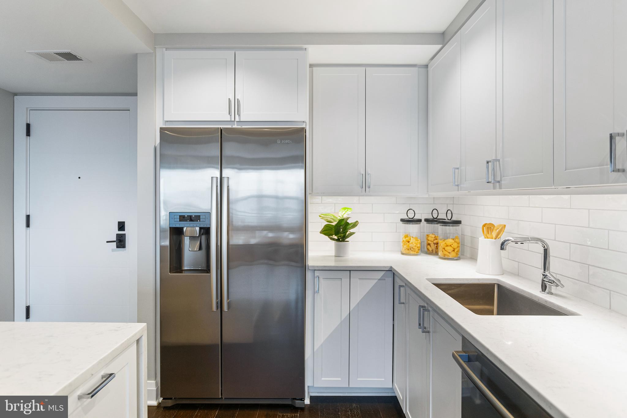 OLD TOWN ALEXANDRIA - Residential