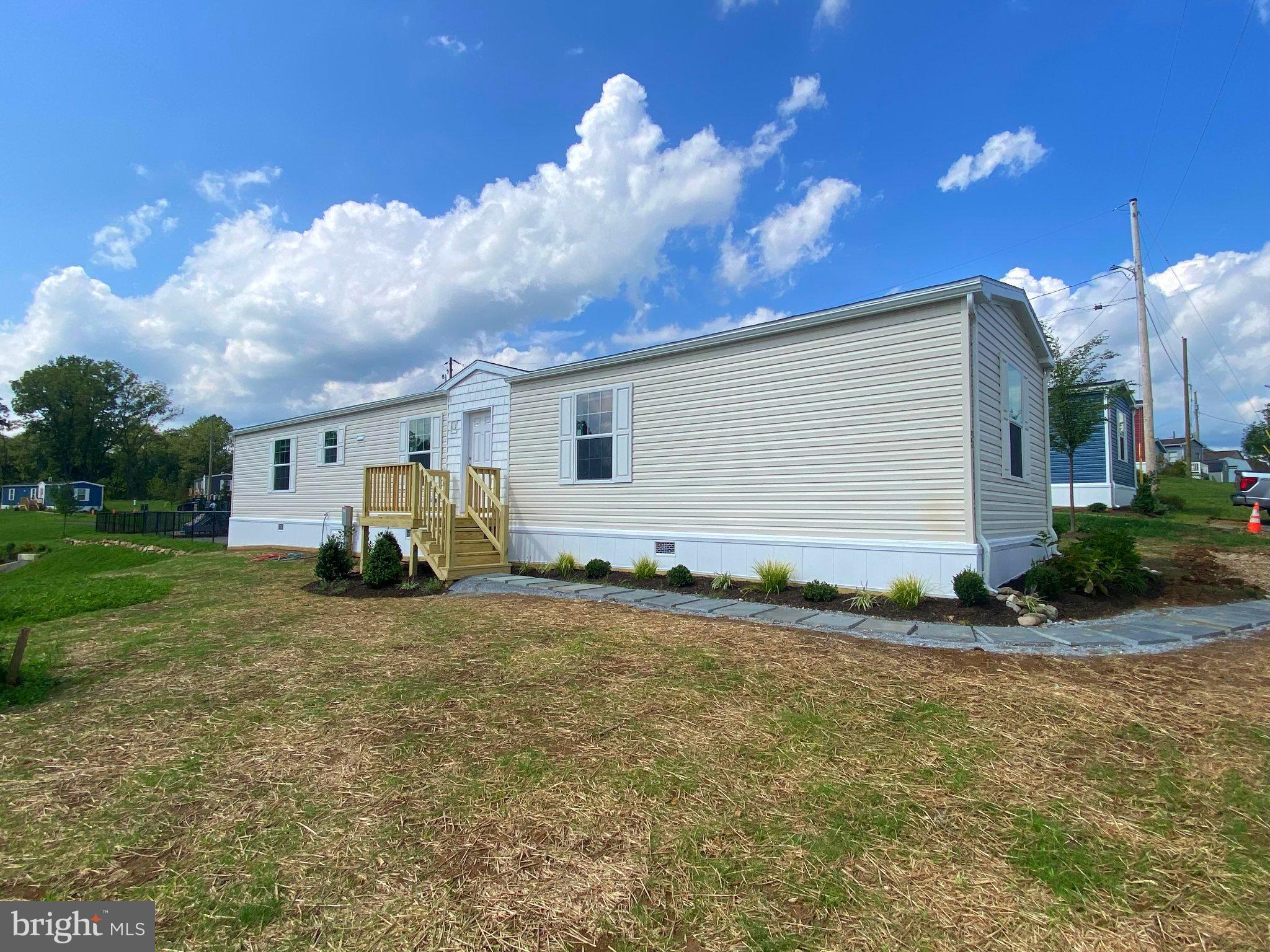 251 GUNNER LANE