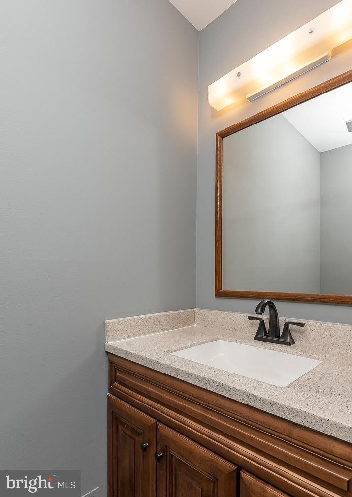 CROFTON MEADOWS - Residential Lease