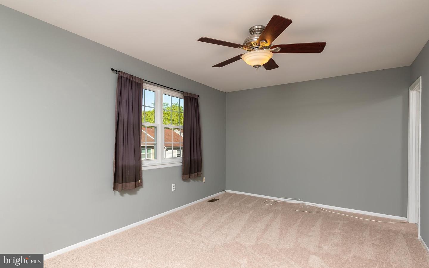 CROFTON MEADOWS - Residential Lease