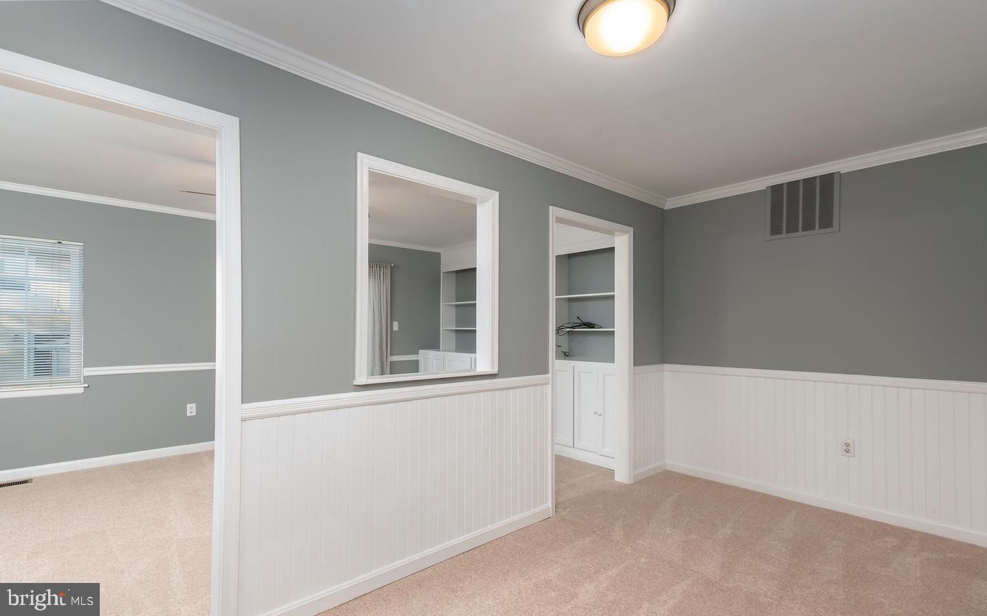 CROFTON MEADOWS - Residential Lease