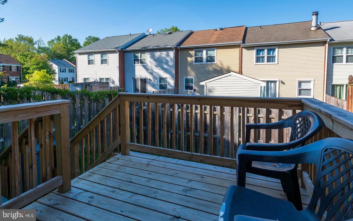 CROFTON MEADOWS - Residential Lease