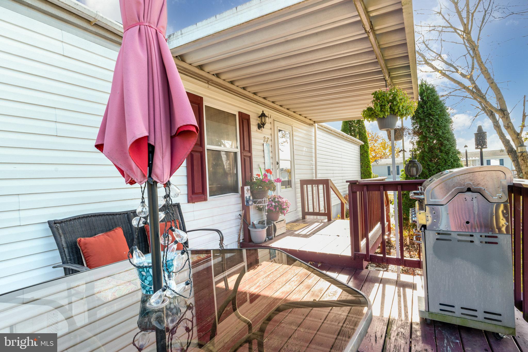 WALNUT GROVE MOBILE HOME PARK - Residential