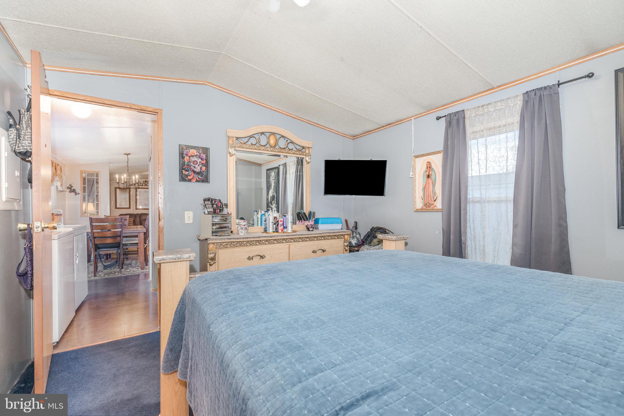 WALNUT GROVE MOBILE HOME PARK - Residential