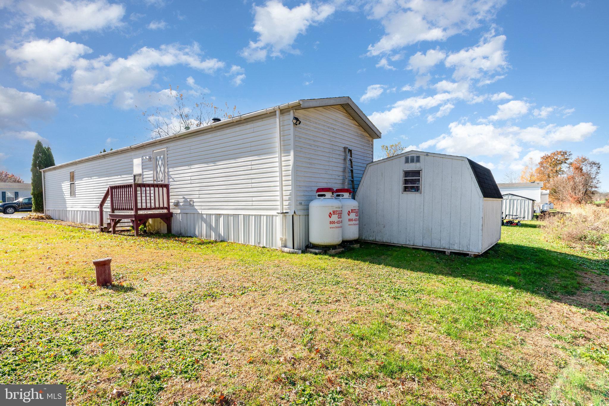 WALNUT GROVE MOBILE HOME PARK - Residential