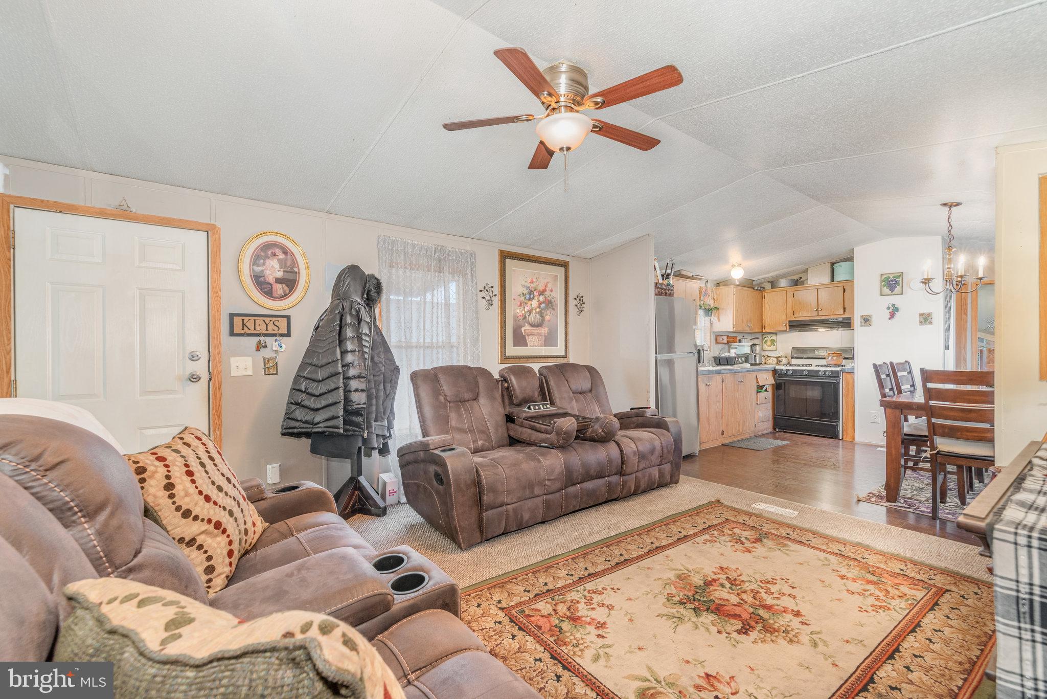 WALNUT GROVE MOBILE HOME PARK - Residential