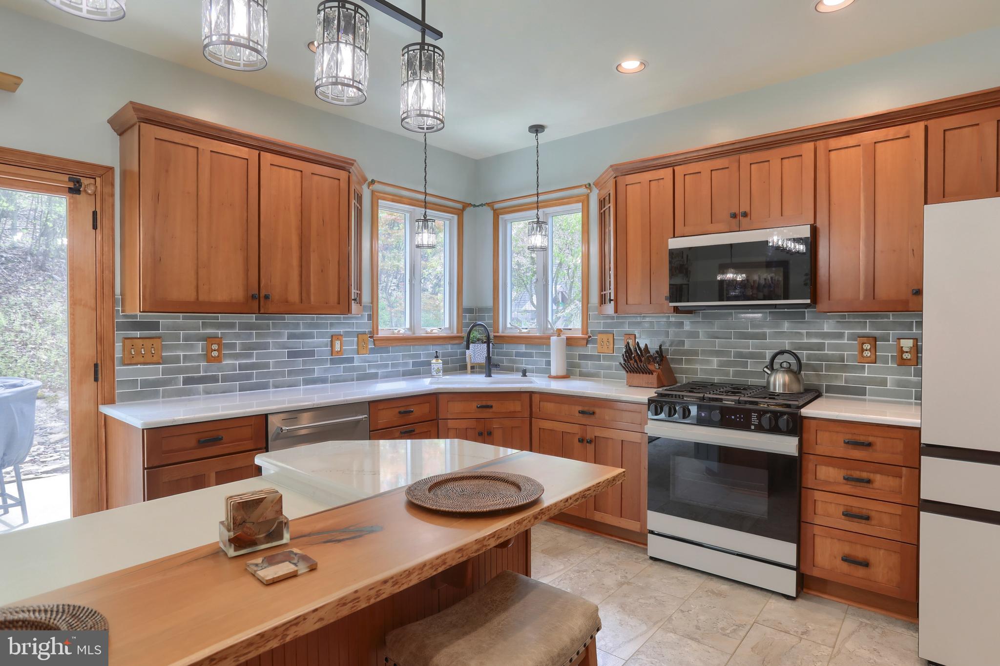 EVERGREEN ESTATES - Residential