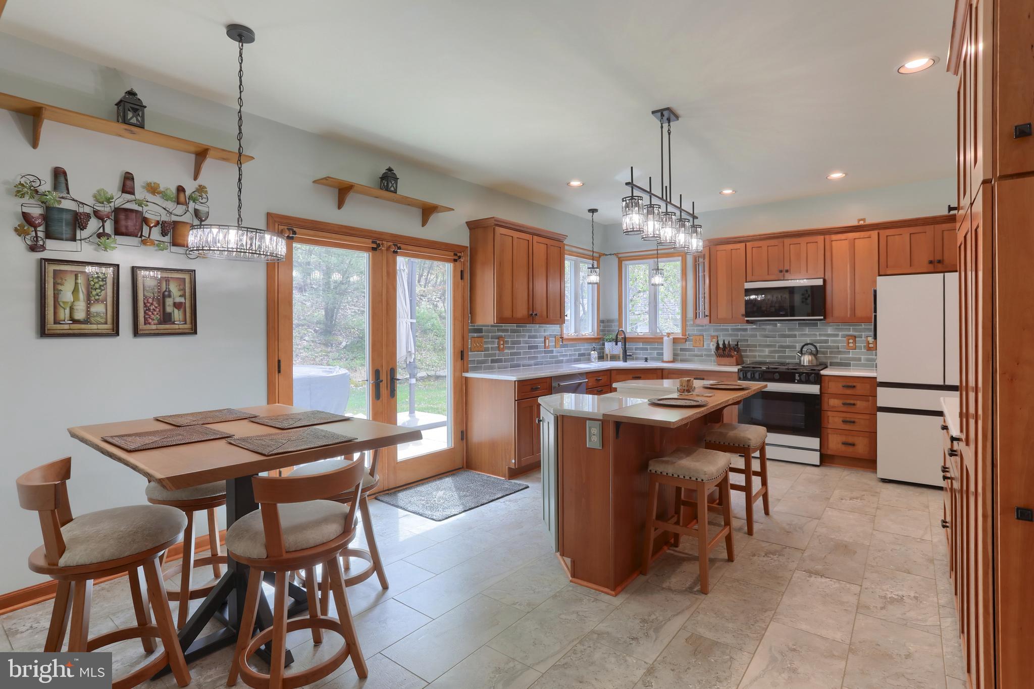 EVERGREEN ESTATES - Residential