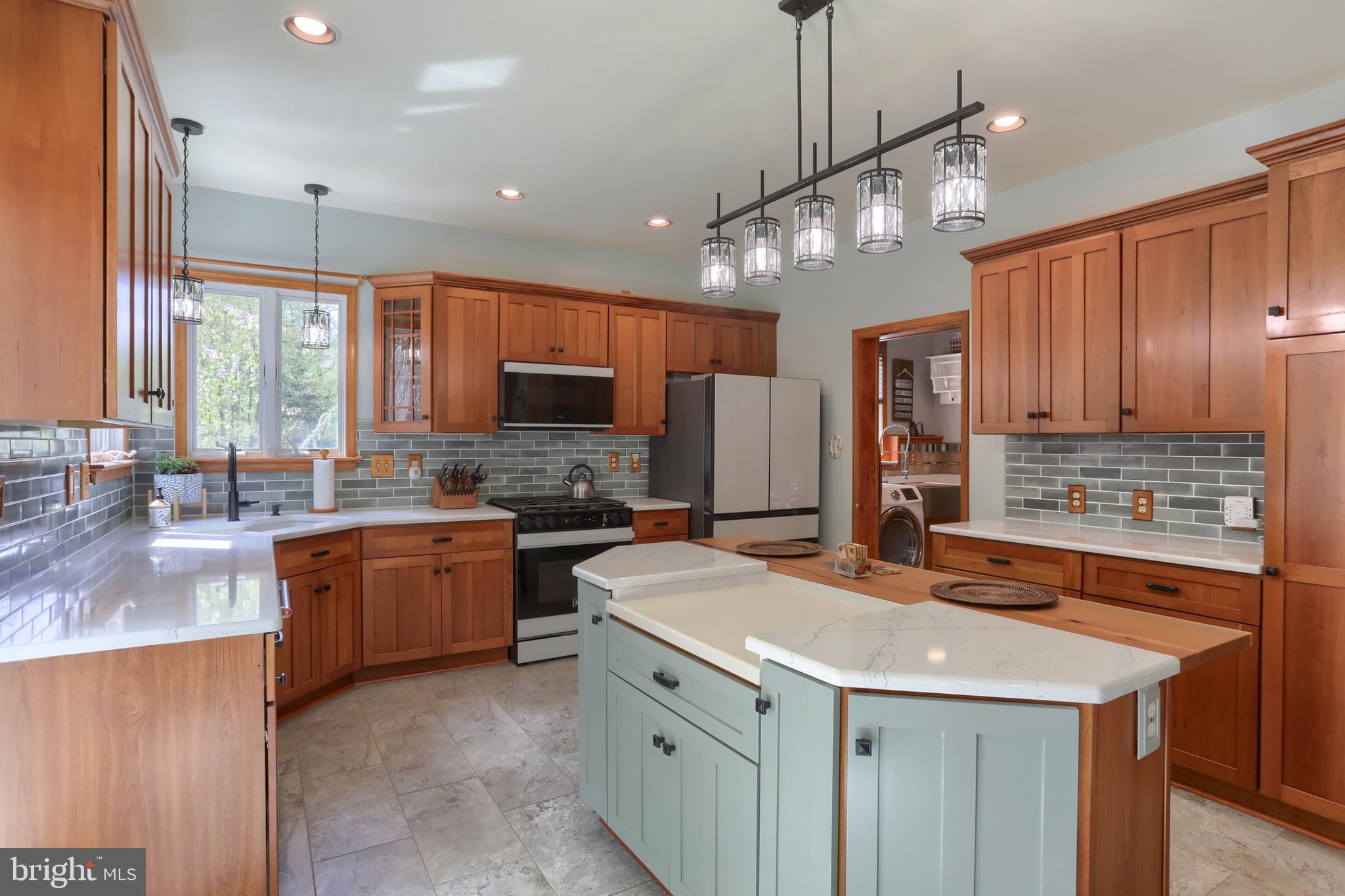 EVERGREEN ESTATES - Residential