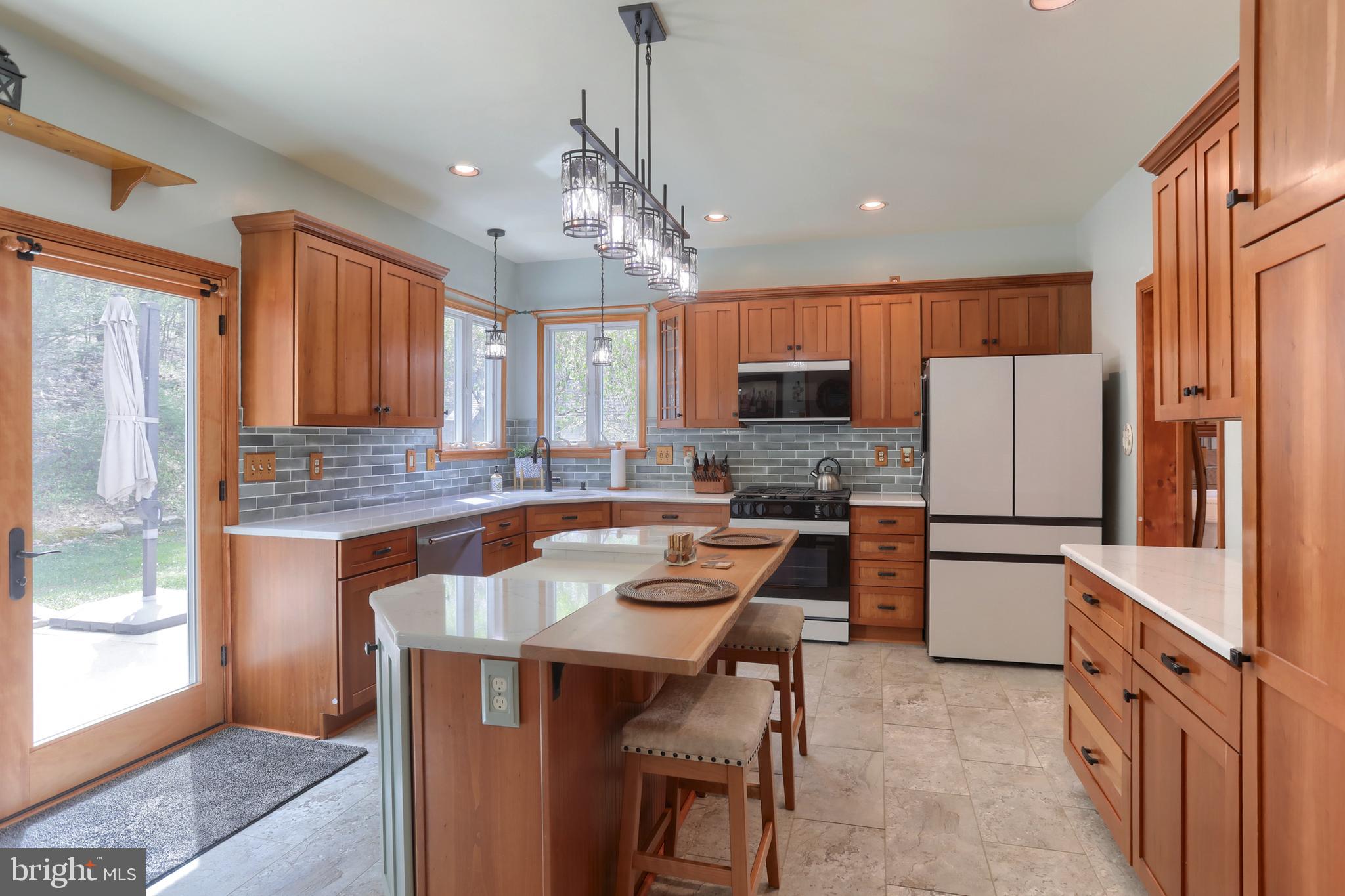 EVERGREEN ESTATES - Residential