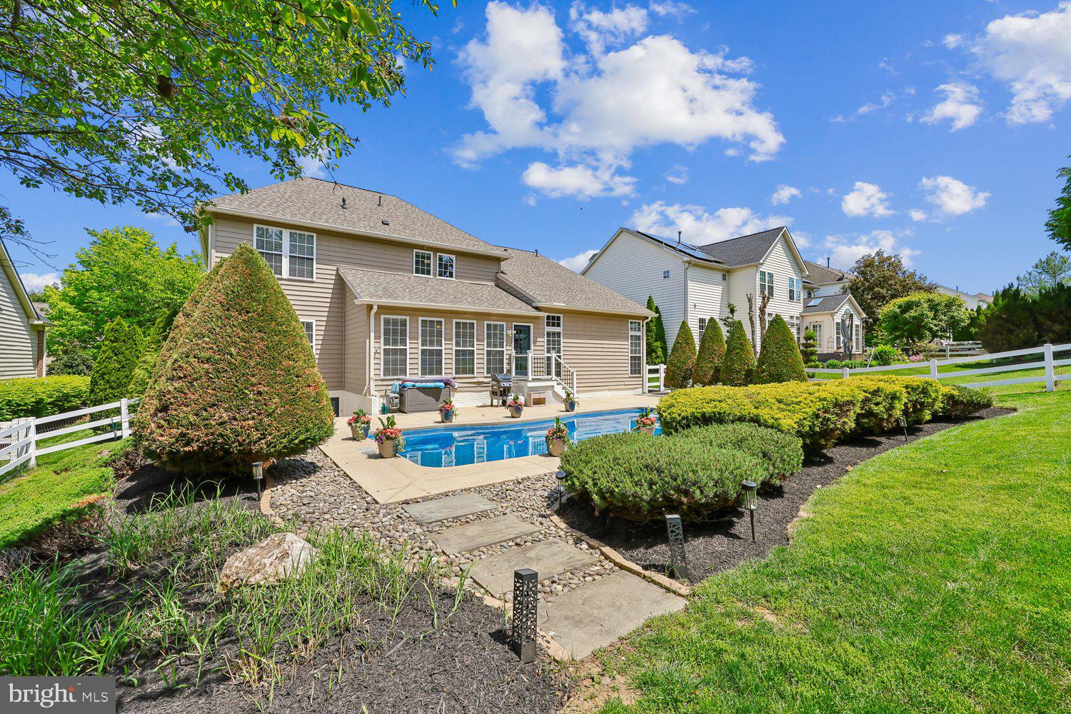 GLENBROOK - Residential