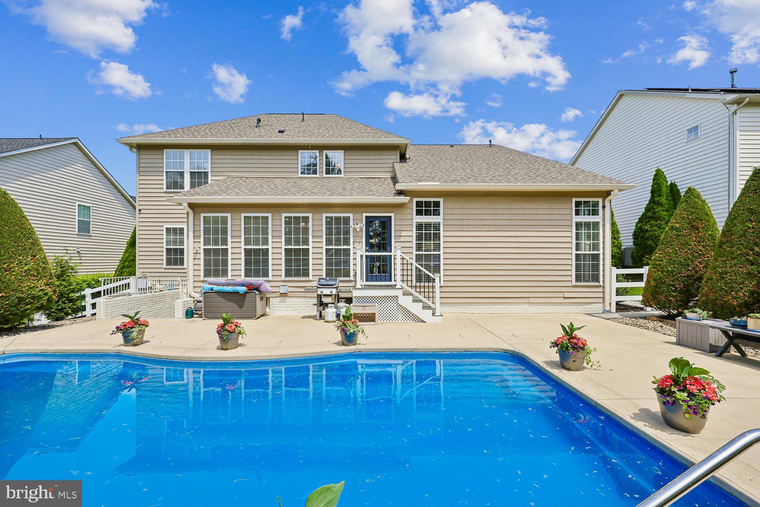 GLENBROOK - Residential