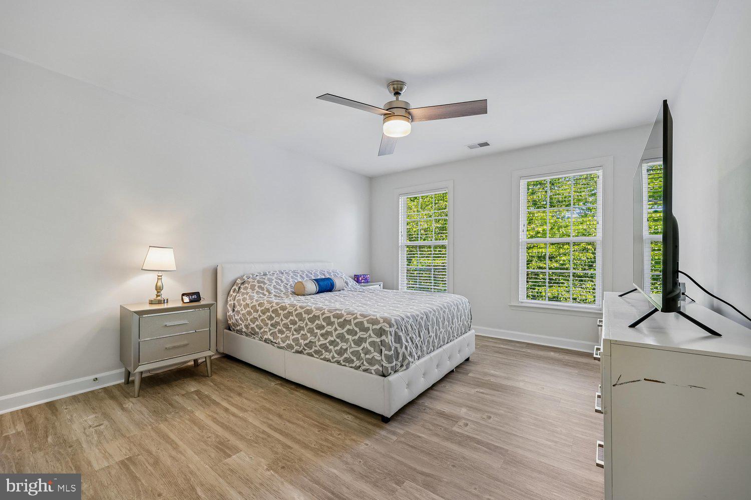 GLENBROOK - Residential
