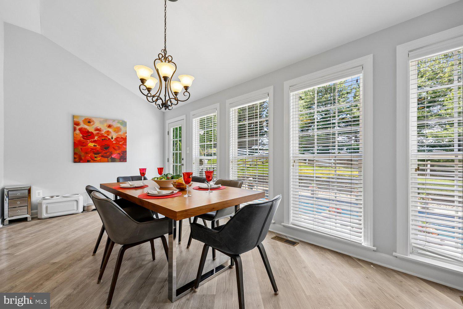 GLENBROOK - Residential