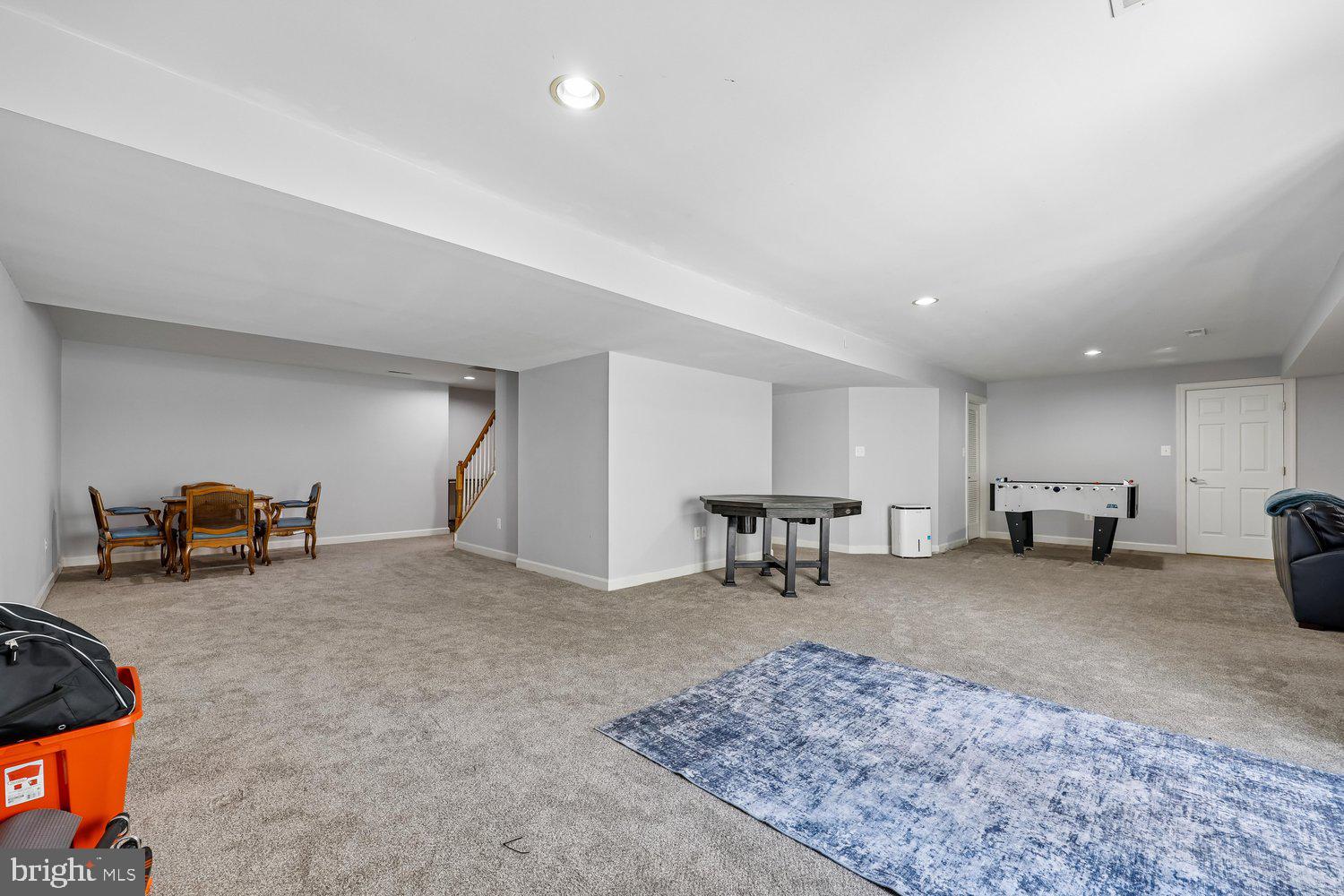 GLENBROOK - Residential