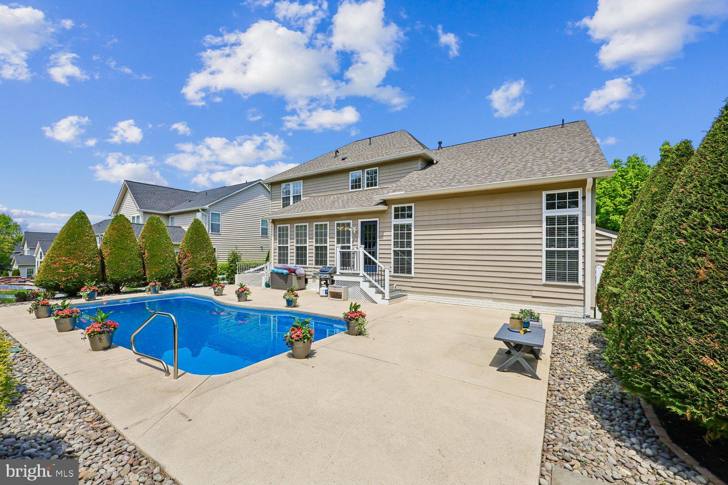 GLENBROOK - Residential