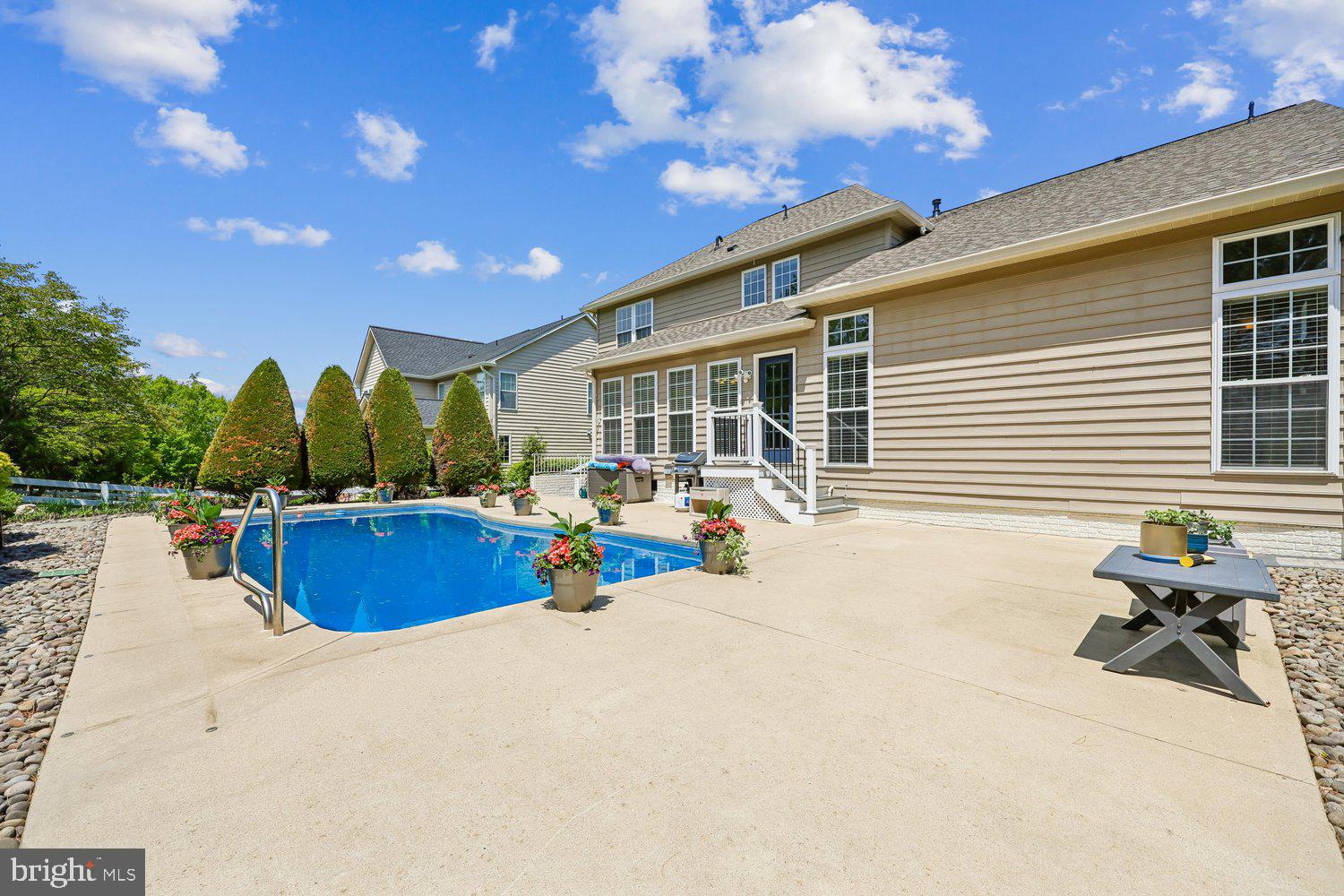GLENBROOK - Residential