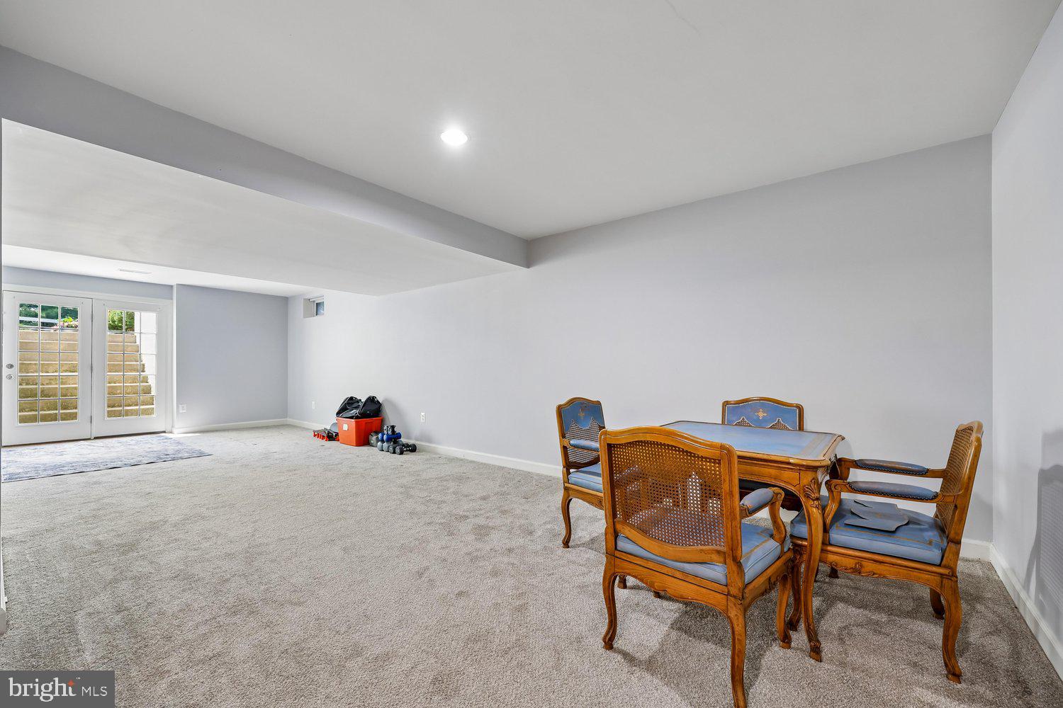 GLENBROOK - Residential