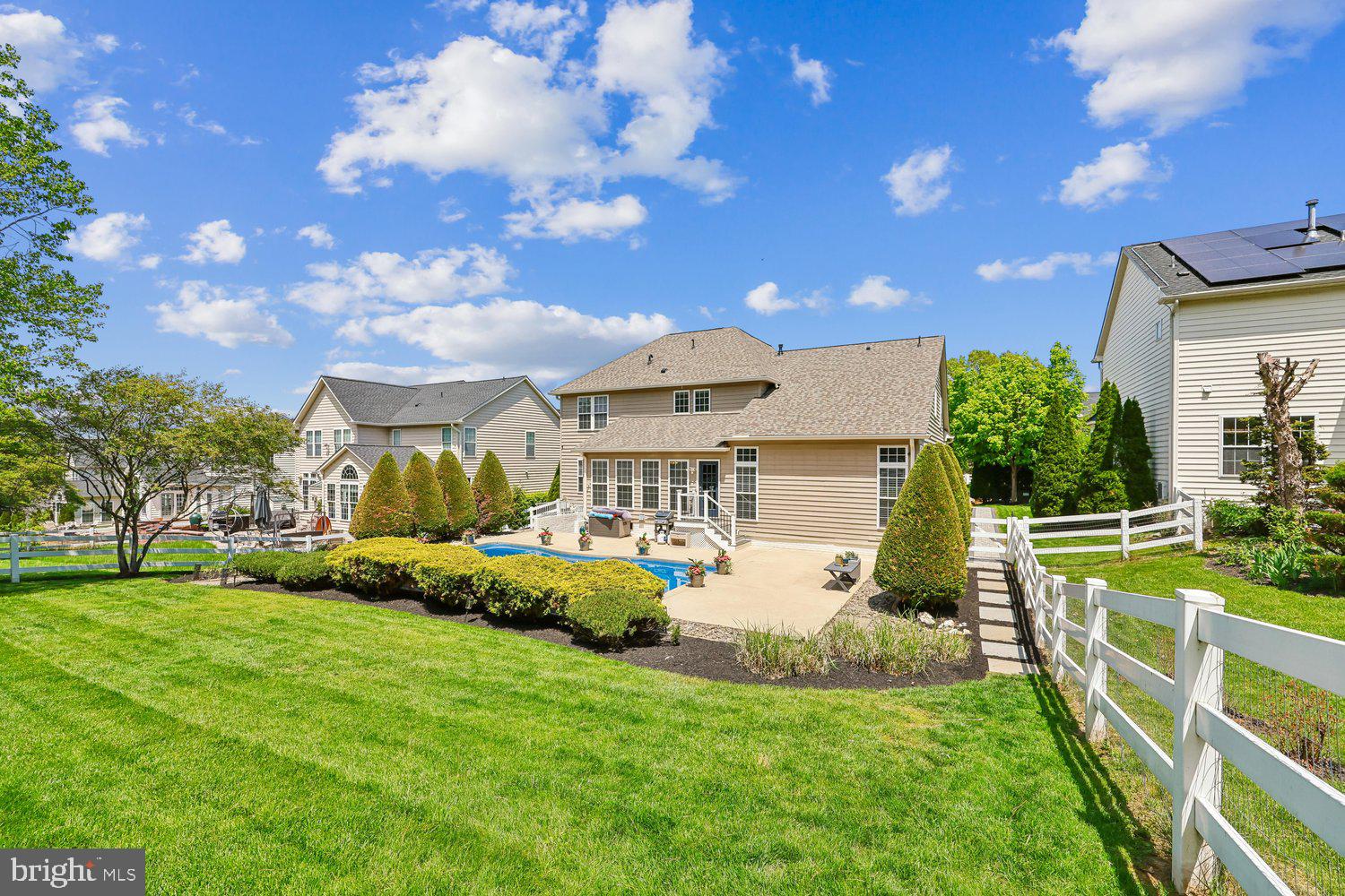 GLENBROOK - Residential