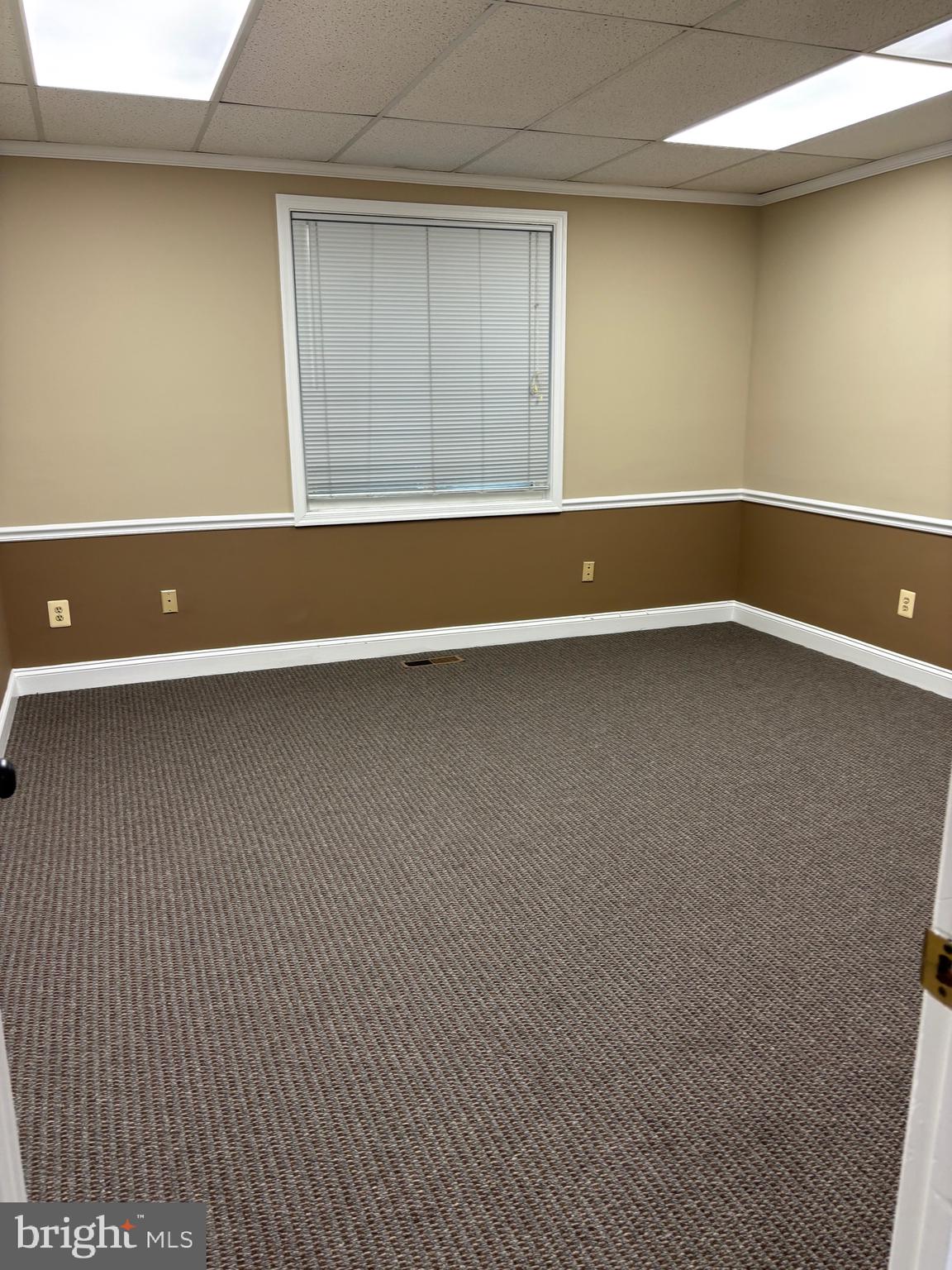 7002 EVERGREEN COURT