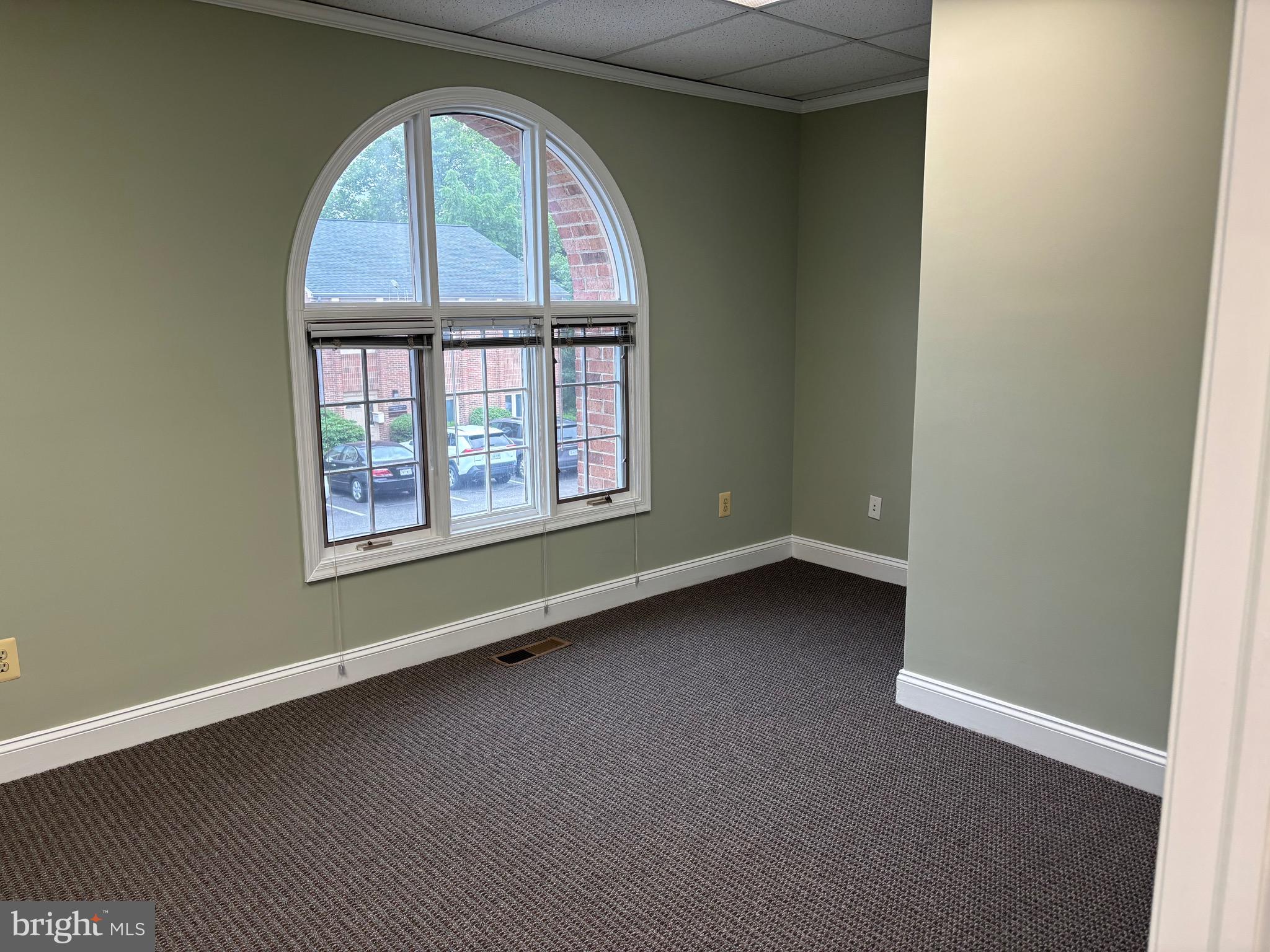 7002 EVERGREEN COURT