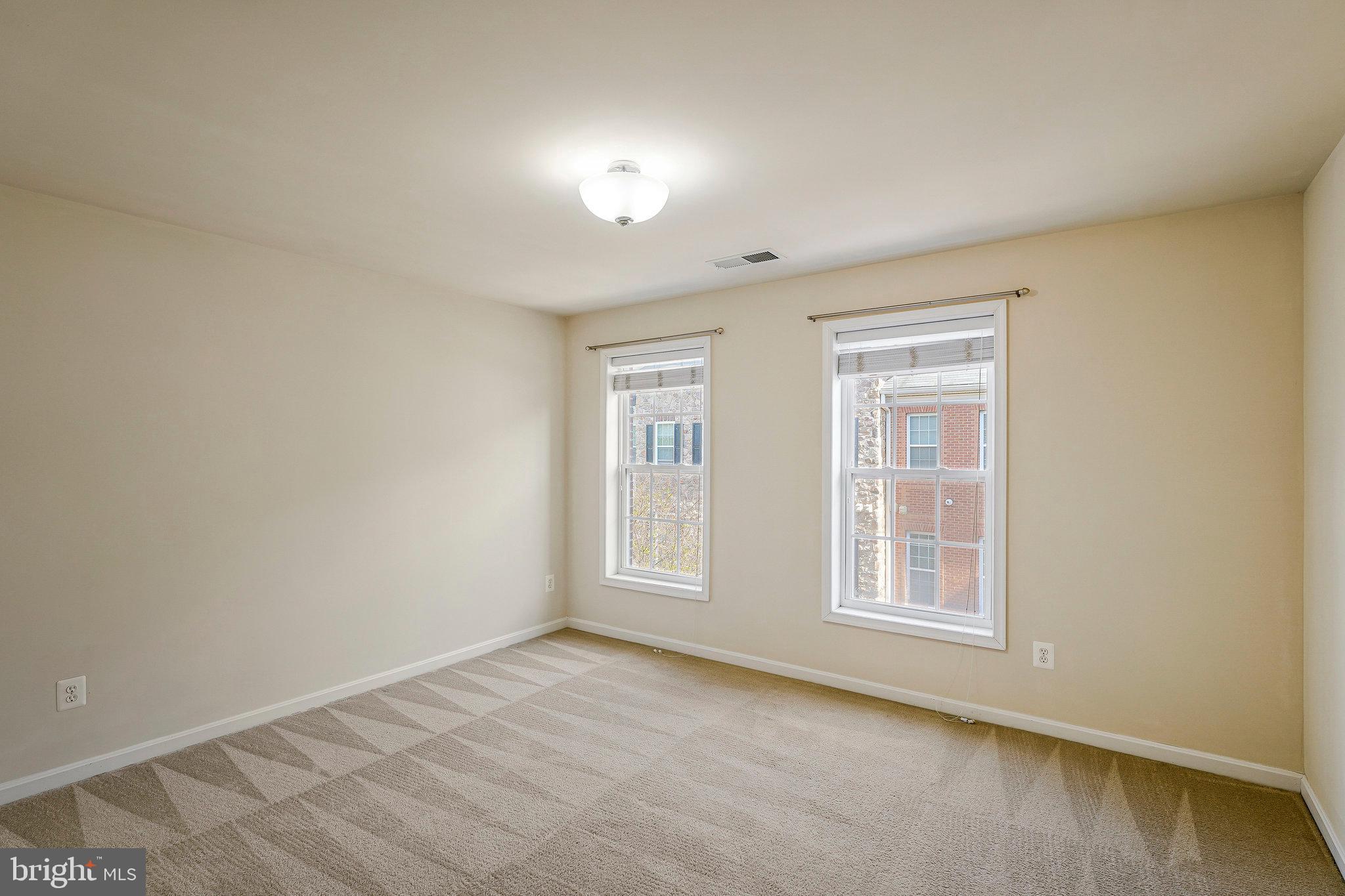 STONE RIDGE - Residential