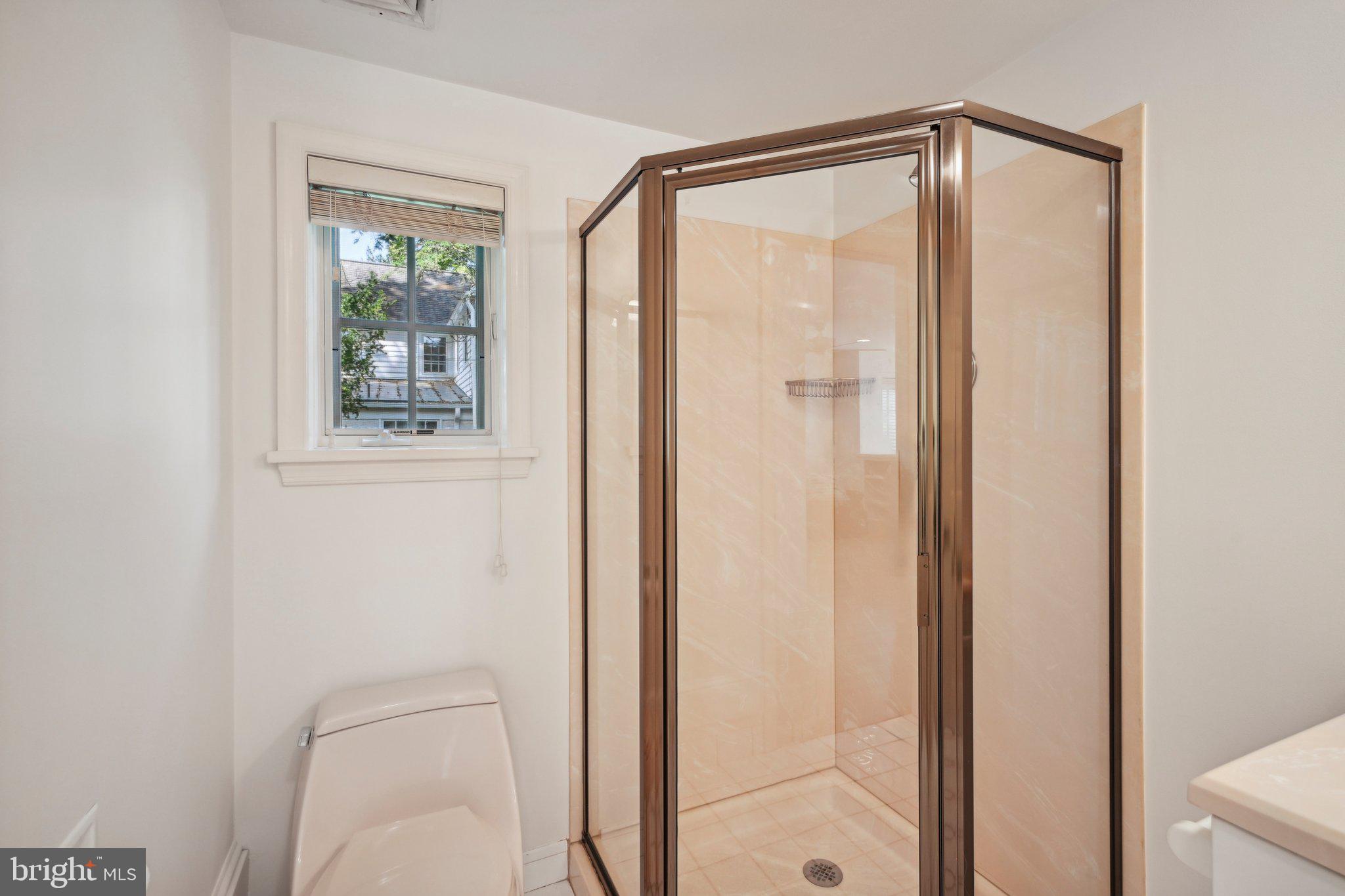 WYNNEWOOD - Residential