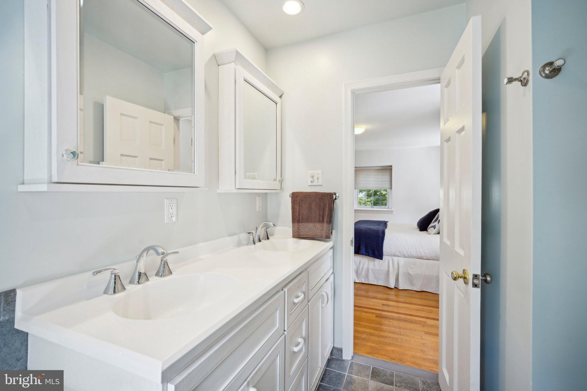 WYNNEWOOD - Residential