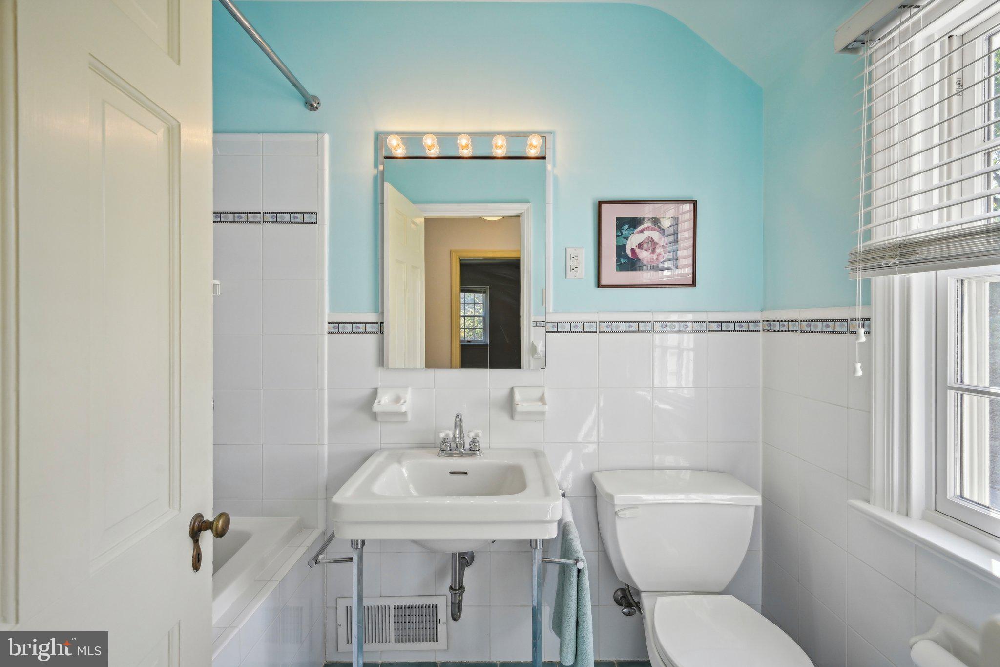 WYNNEWOOD - Residential