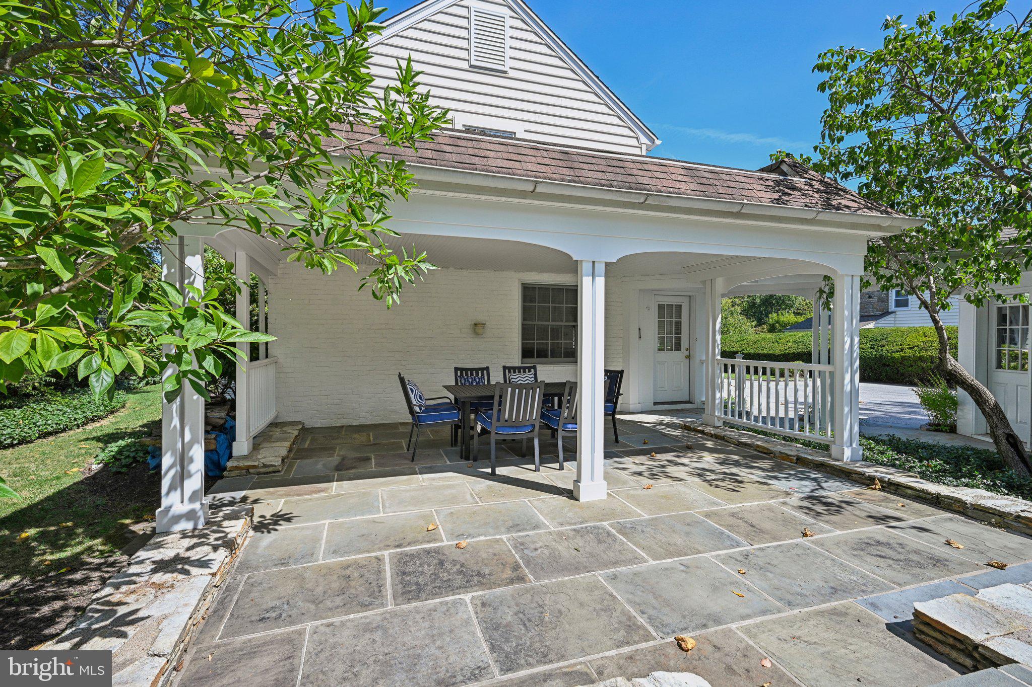 WYNNEWOOD - Residential