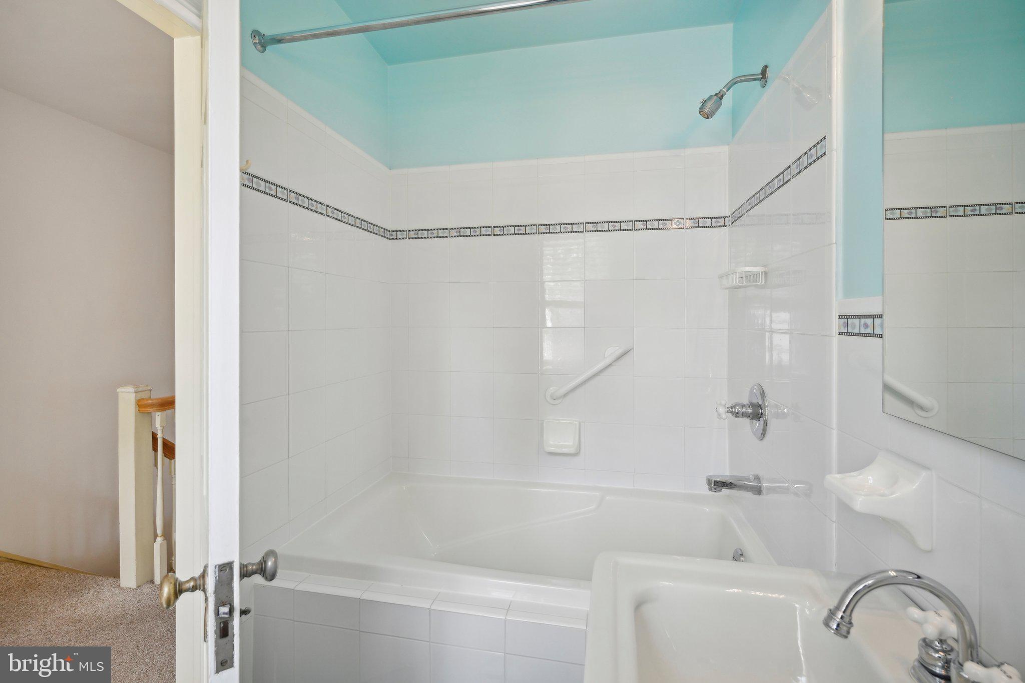 WYNNEWOOD - Residential