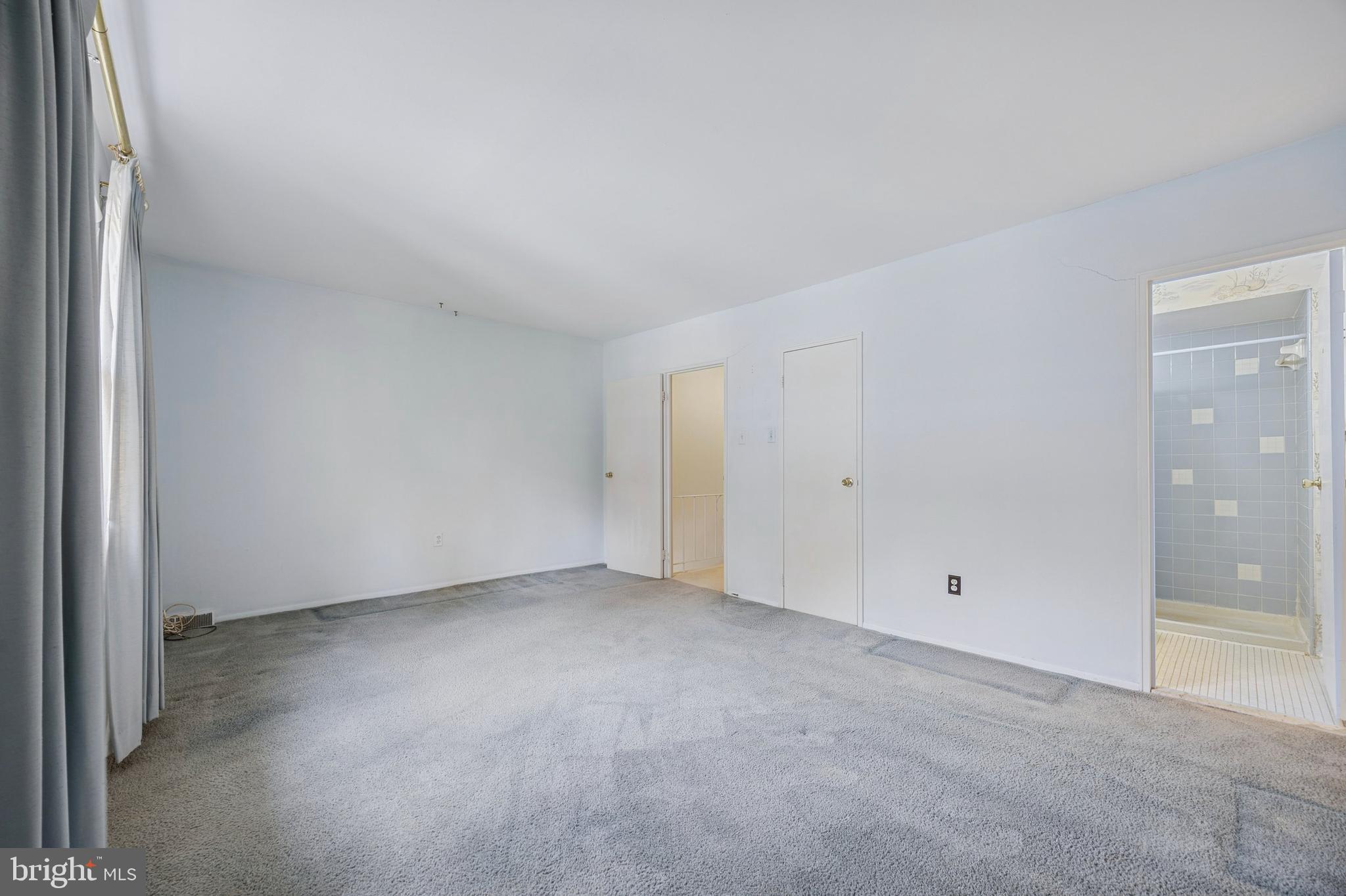 BUTLER PARK CONDO - Residential