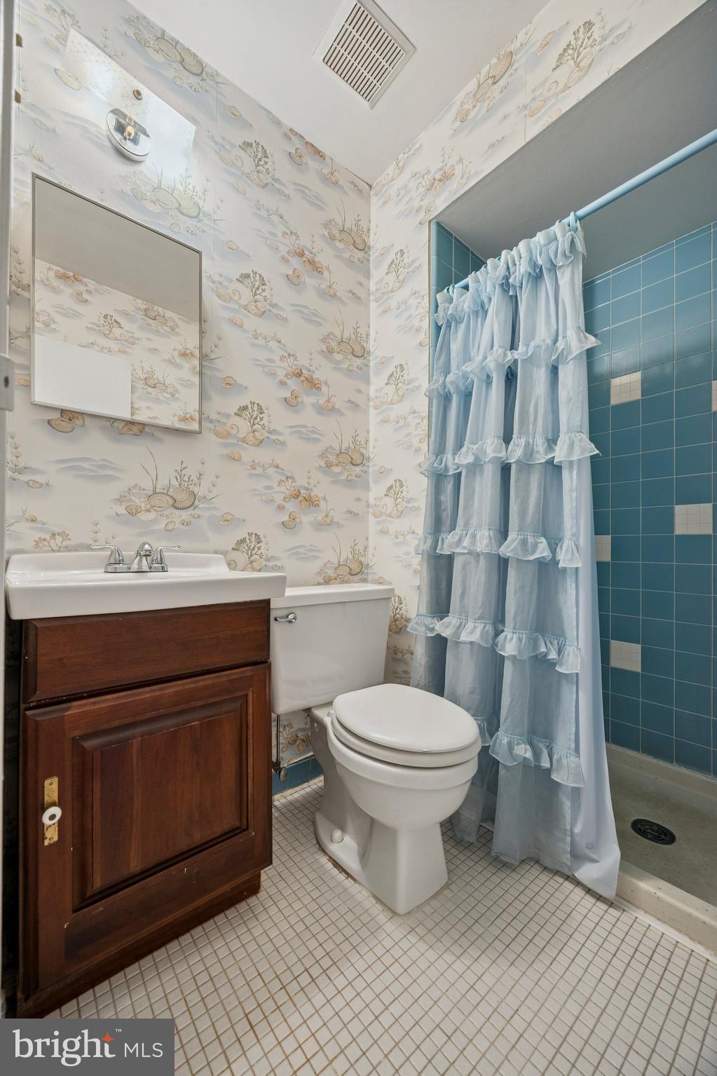 BUTLER PARK CONDO - Residential